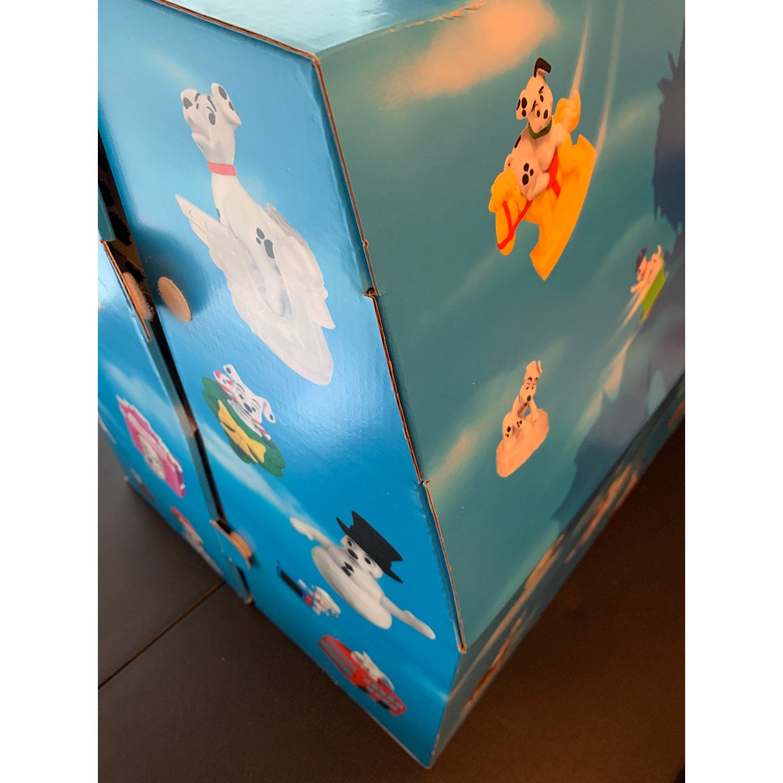 McDonald's Disney 102 Dalmatians Happy Meal Display Case w/ Sealed Toys 2000