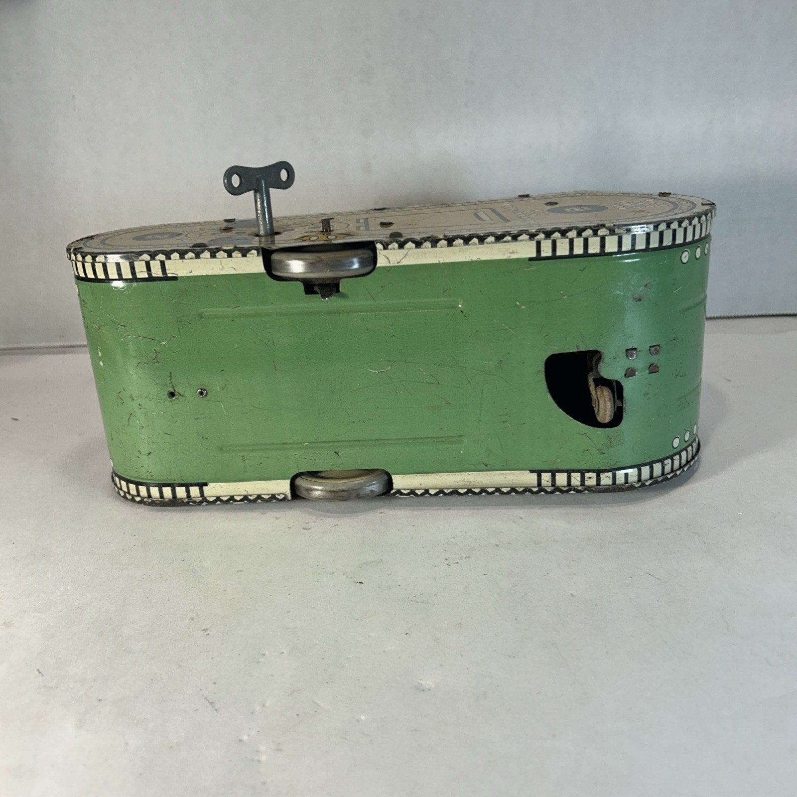 Vintage Marx Tin Litho Wind Up Doughboy Tank c.1930's Rare With Sparks