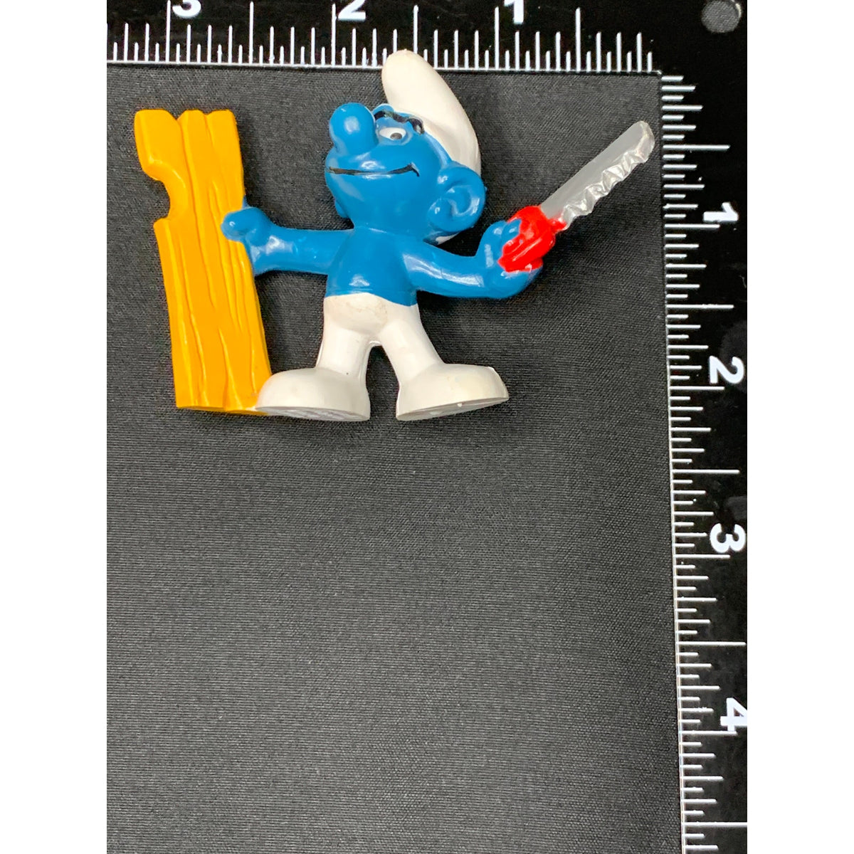 1979 Schleich Peyo Handy Smurf Carpenter Saw Wood #20112 Hong Kong Vintage