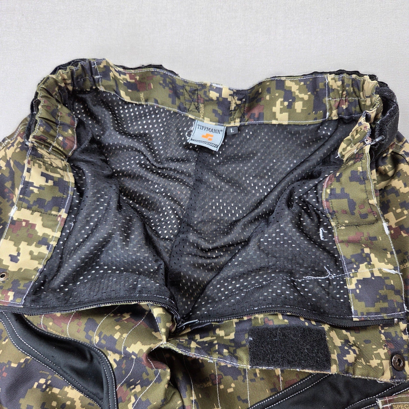 Tippmann Tactical Wear Paintball Pants Camo Vented Cargo Size L Adjustable