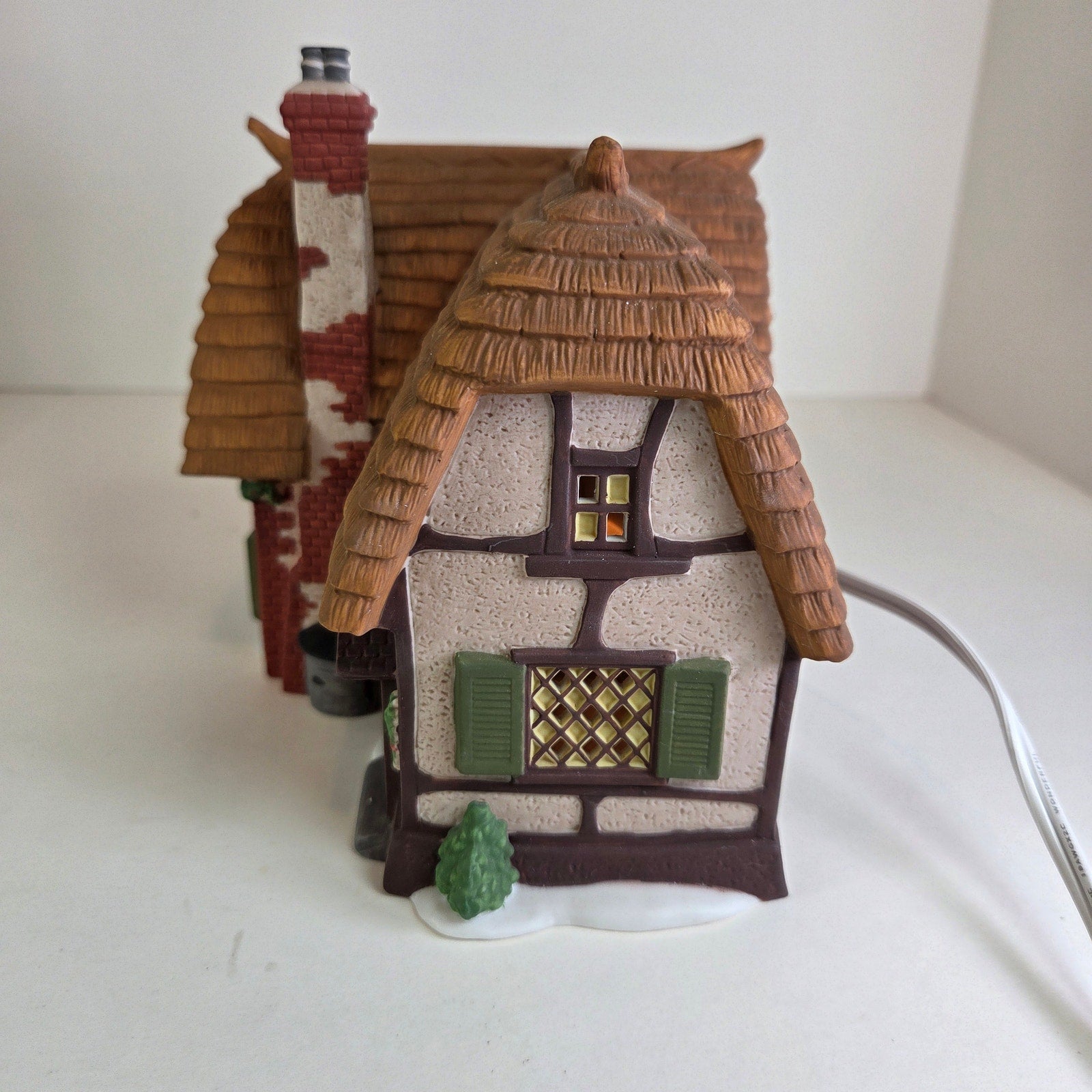 Dept 56 Dickens' Village Cobb Cottage Lighted Building 1991 w/ Box