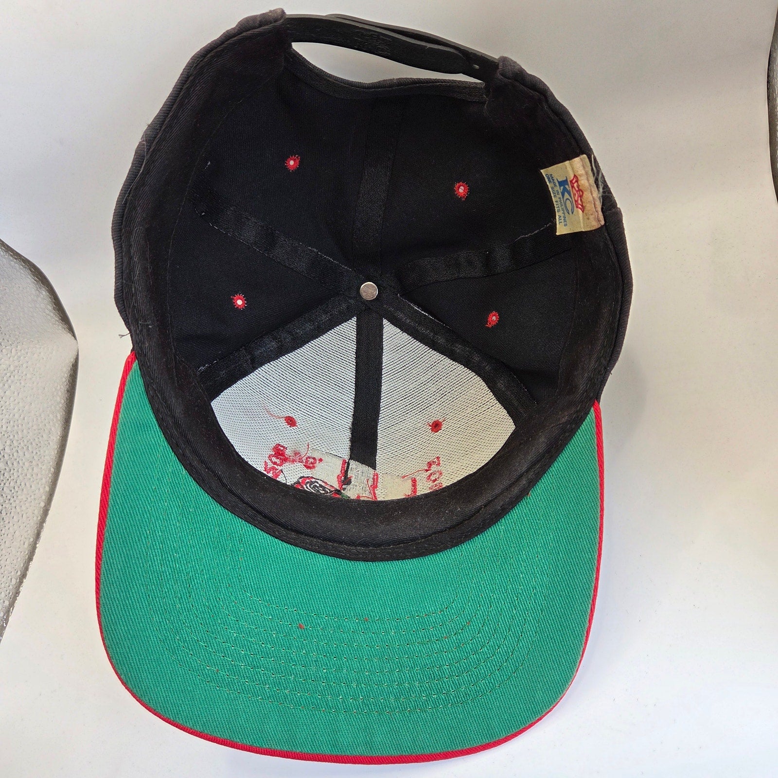 KC Vintage 1994 Wisconsin Badgers Rose Bowl Snapback Hat Green Undervisor
