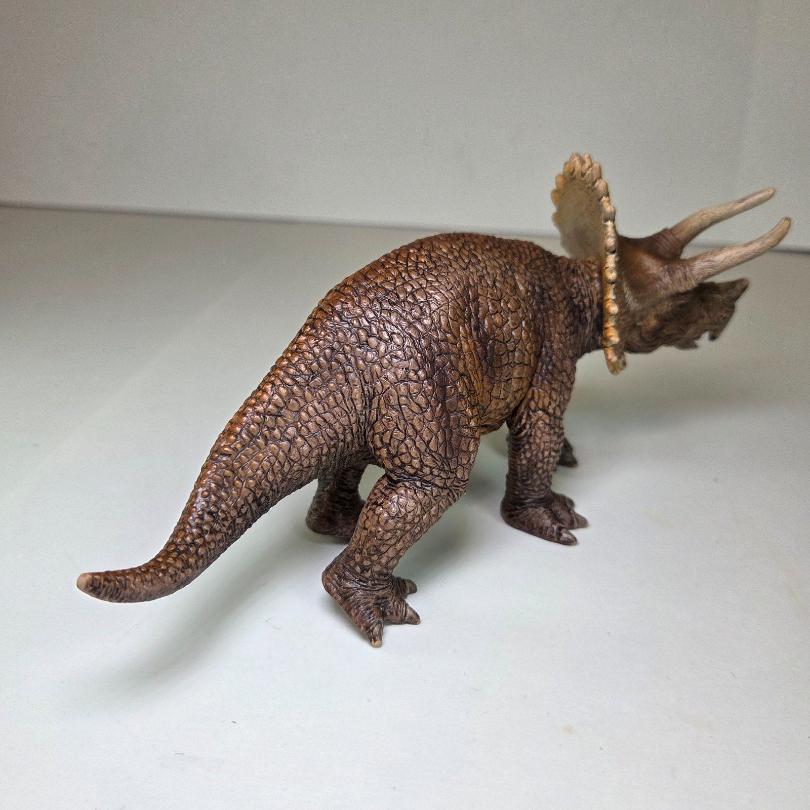 Schleich Triceratops 14522 Dinosaur Figure 2012 Retired World of History 8"