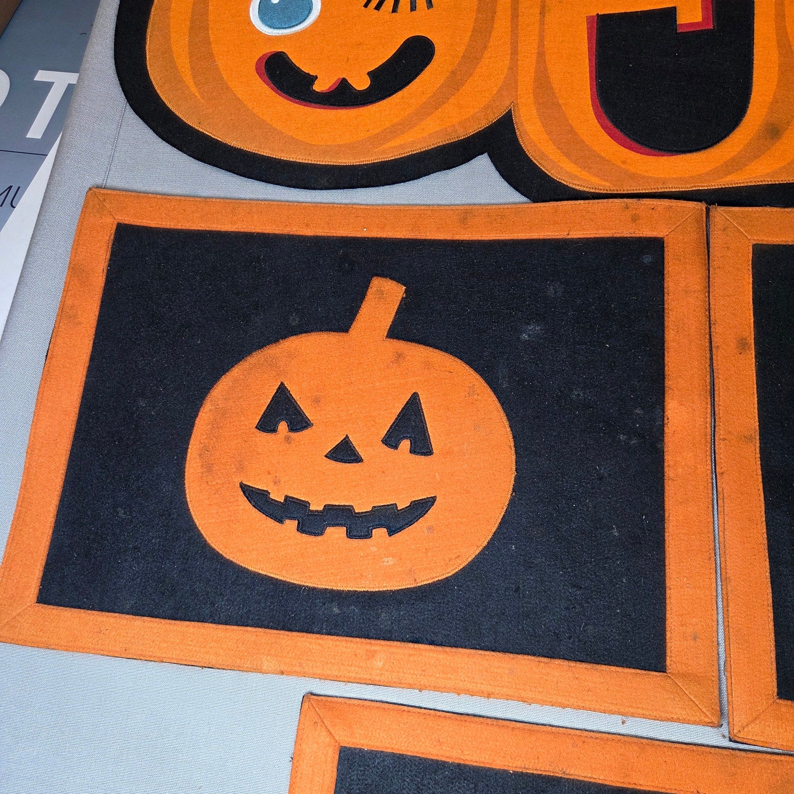 Vintage Halloween Pumpkin Table Runner & 3 Placemats Jack O Lantern Set