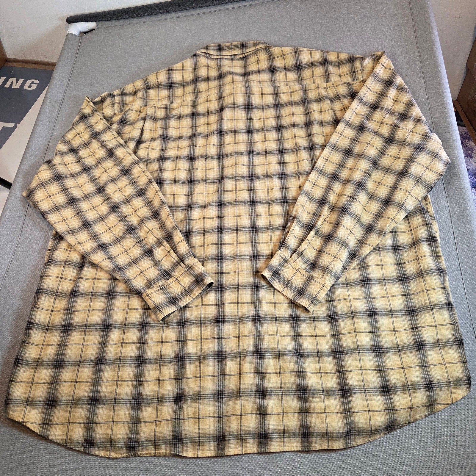 Cutter & Buck Men’s 4XT Yellow Black Plaid Flannel Button Shirt