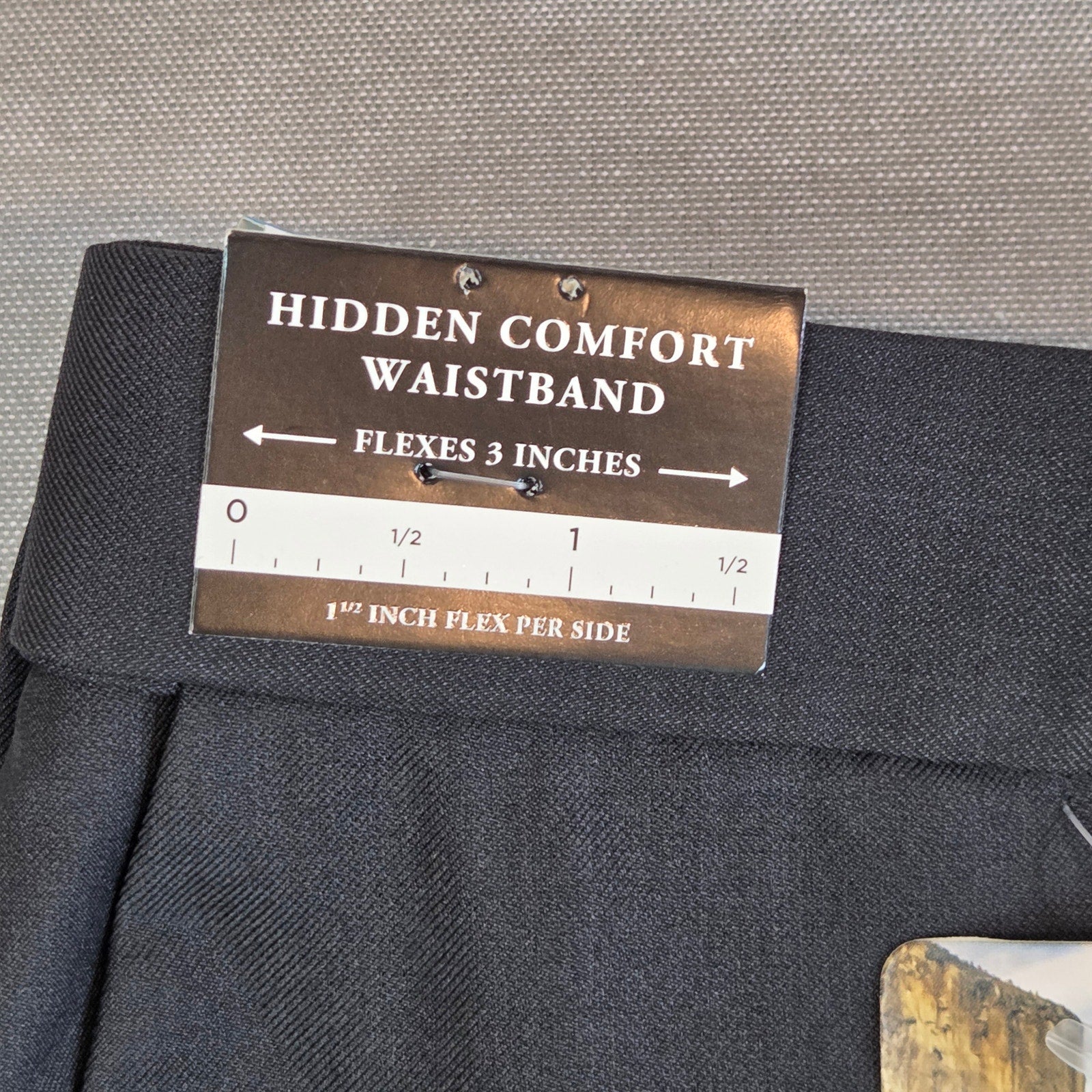 Haggar Premium Comfort Dress Pants 36x32 Gray NWT Hidden Stretch Waist