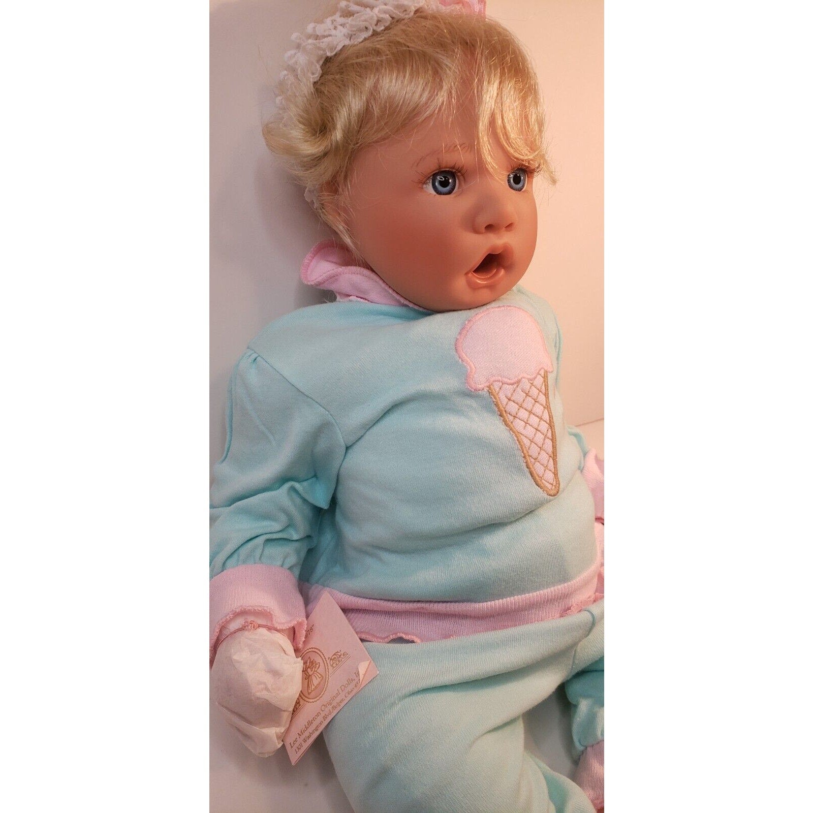Lee Middleton First Born Awake Girl Doll #939/2000 Soft & Sweet COA 1997 18" NIB