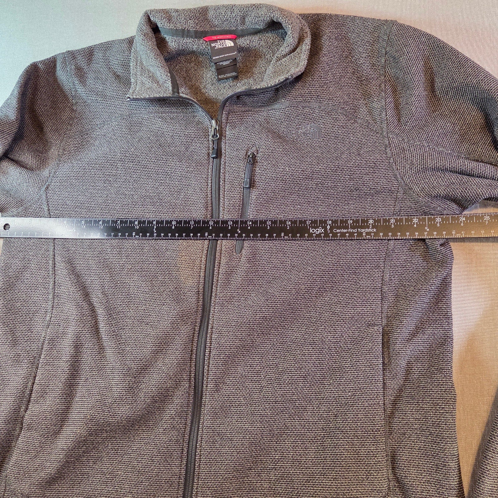 The North Face Men’s L Gray Full Zip Fleece Jacket Lightweight Polyester
