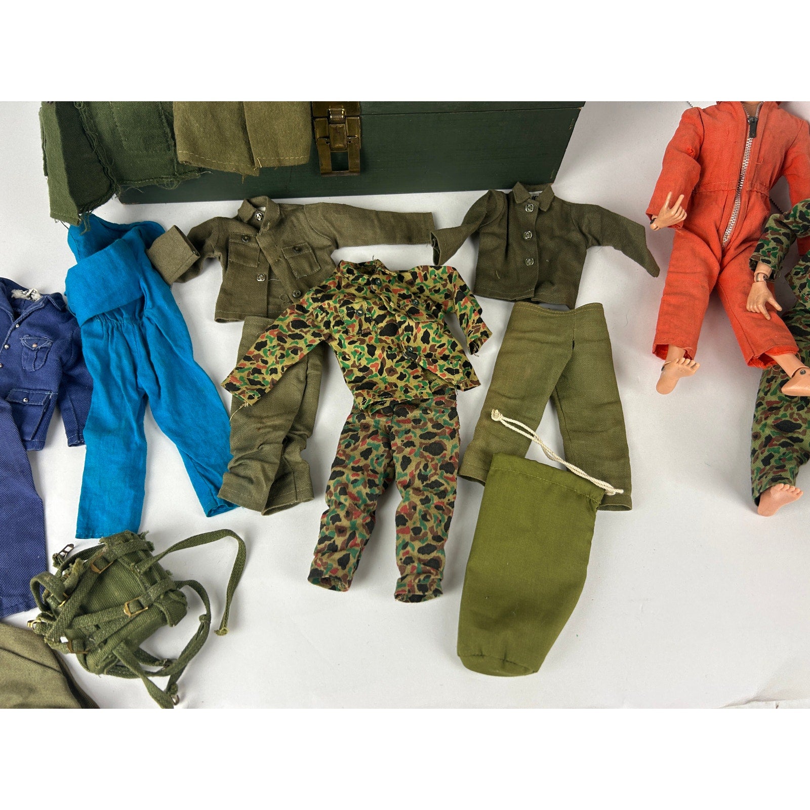 Vintage GI Joe Lot Two Figures Footlocker Uniforms Weapons Accessories