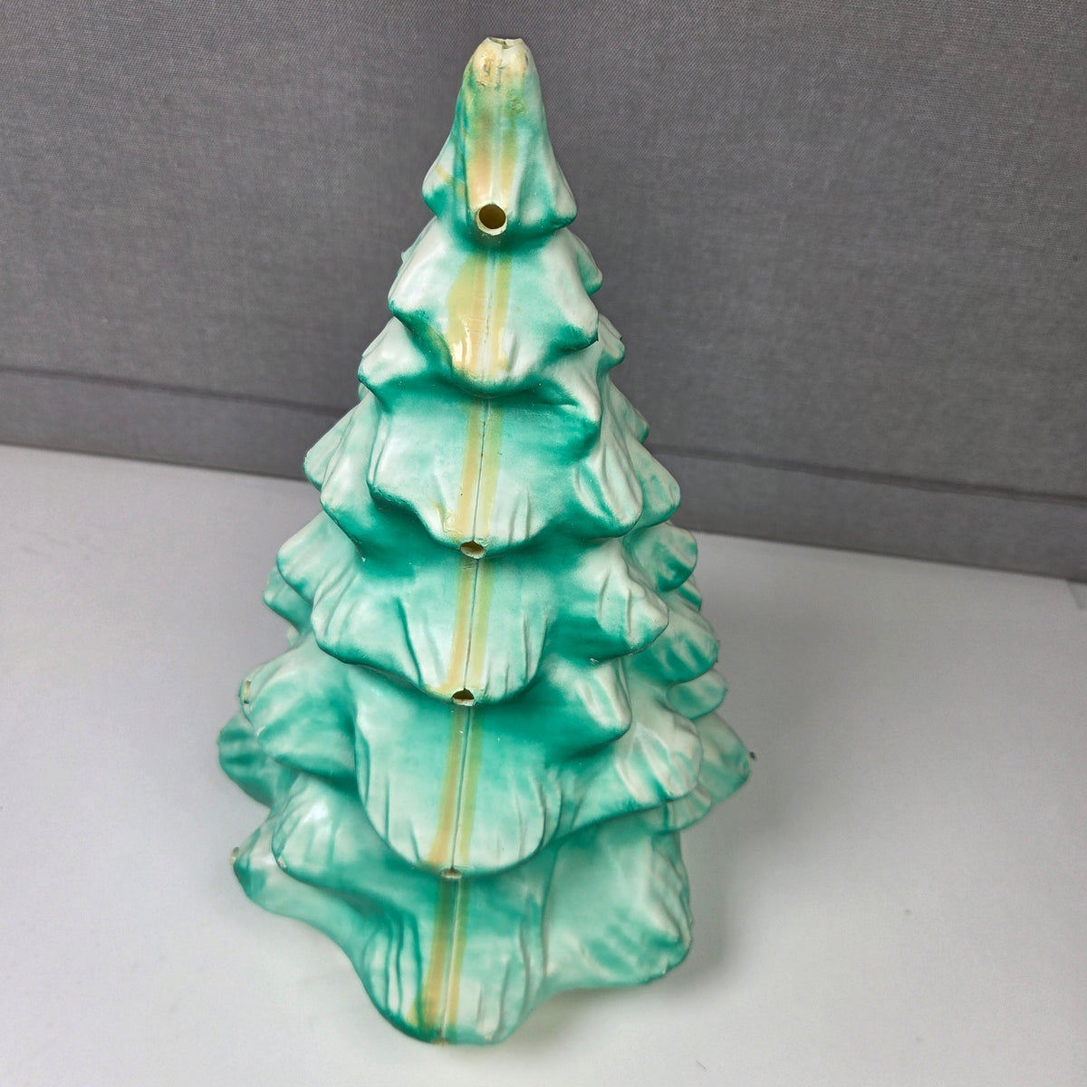 Union Products Cat 7520 Vintage Lighted Plastic Christmas Tree 13in USA