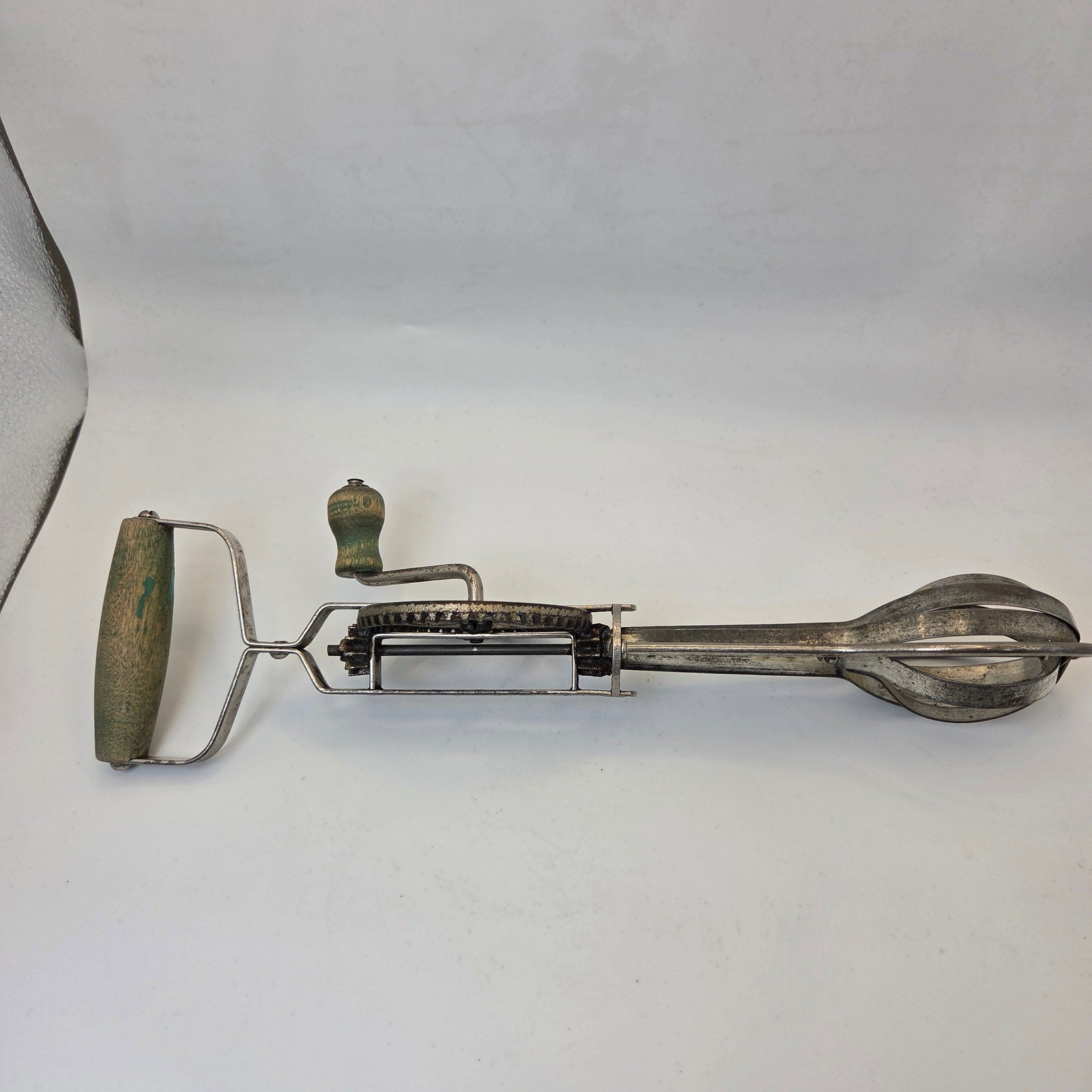 Aurelius Bros Hand Crank Egg Beater Mixer Braham MN Cast Gear 1920s