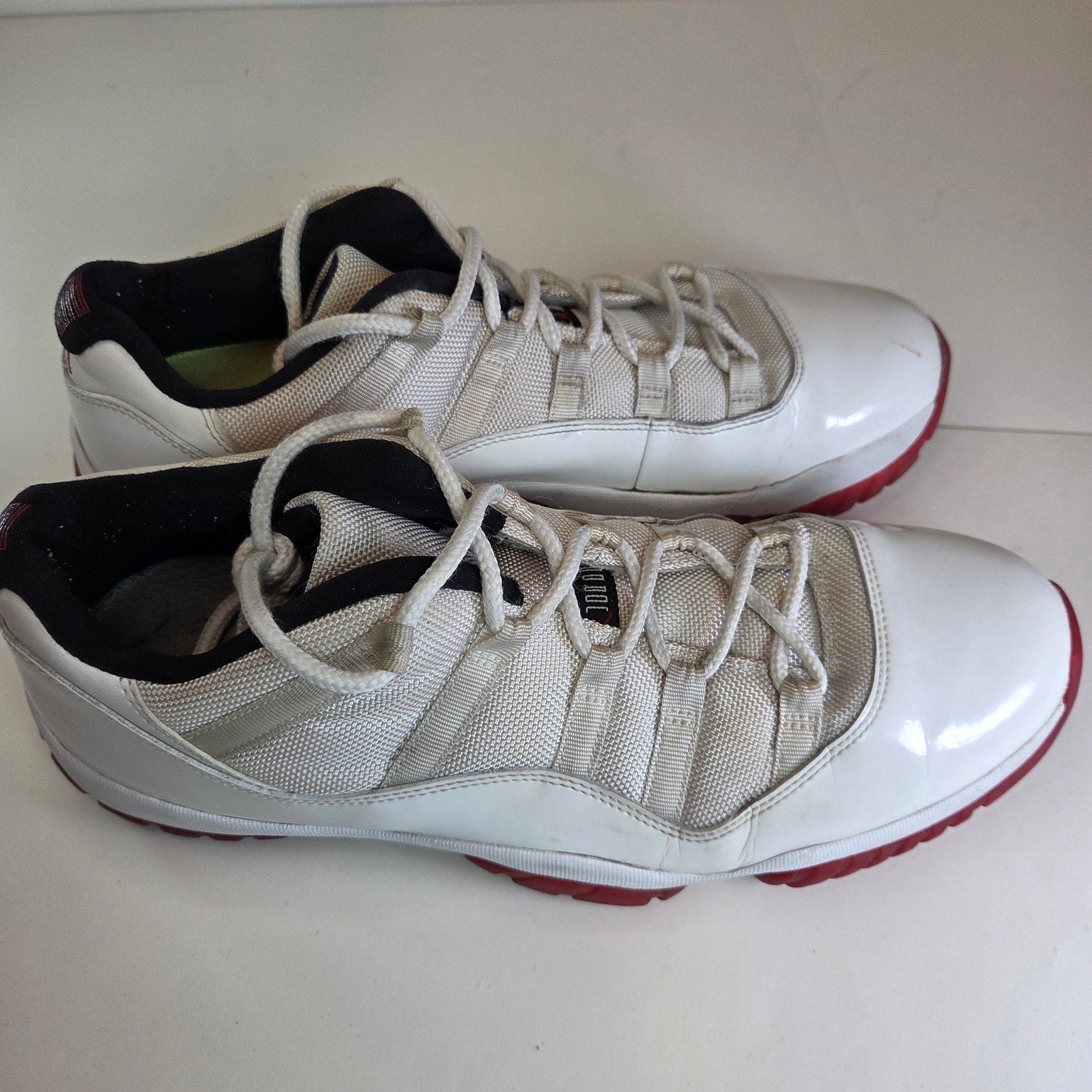 Nike Air Jordan 11 Retro Low Cherry 2012 White Red Size 13 528895-101