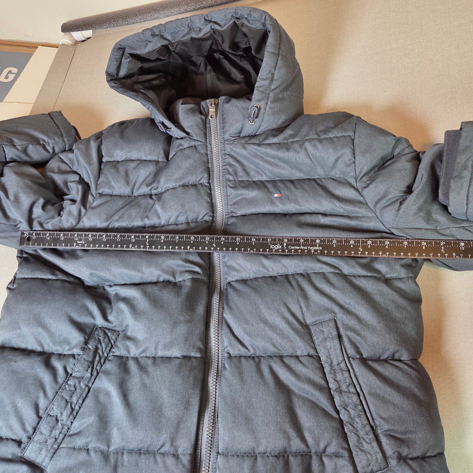 Tommy Hilfiger Men's XXL Hooded Puffer Winter Coat Jacket Gray