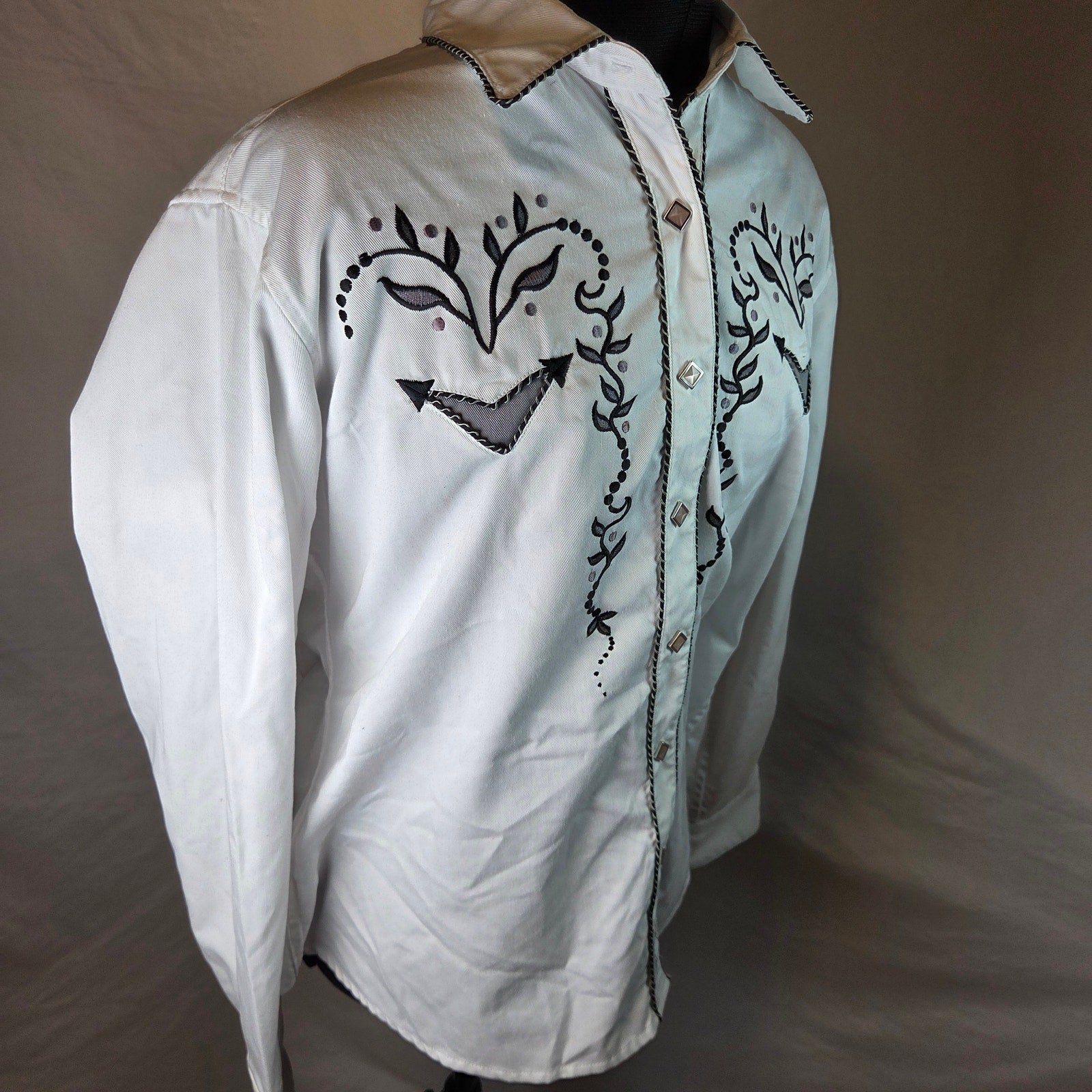 Panhandle Slim Women's XL Retro Western Embroidered Snap Shirt Style Cowgirl