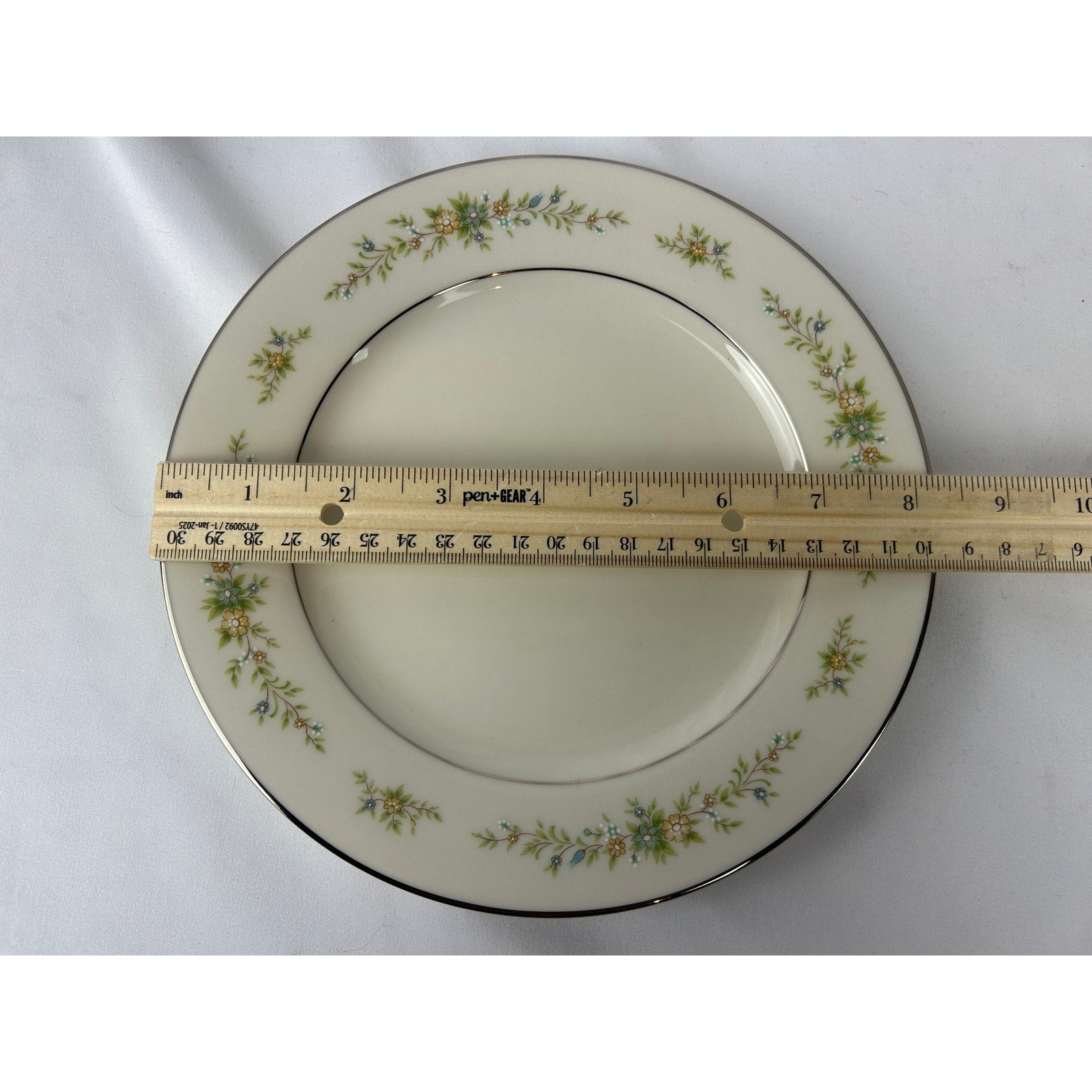 Noritake Christina 7056 7pc Place Setting Ivory China Floral Platinum Japan