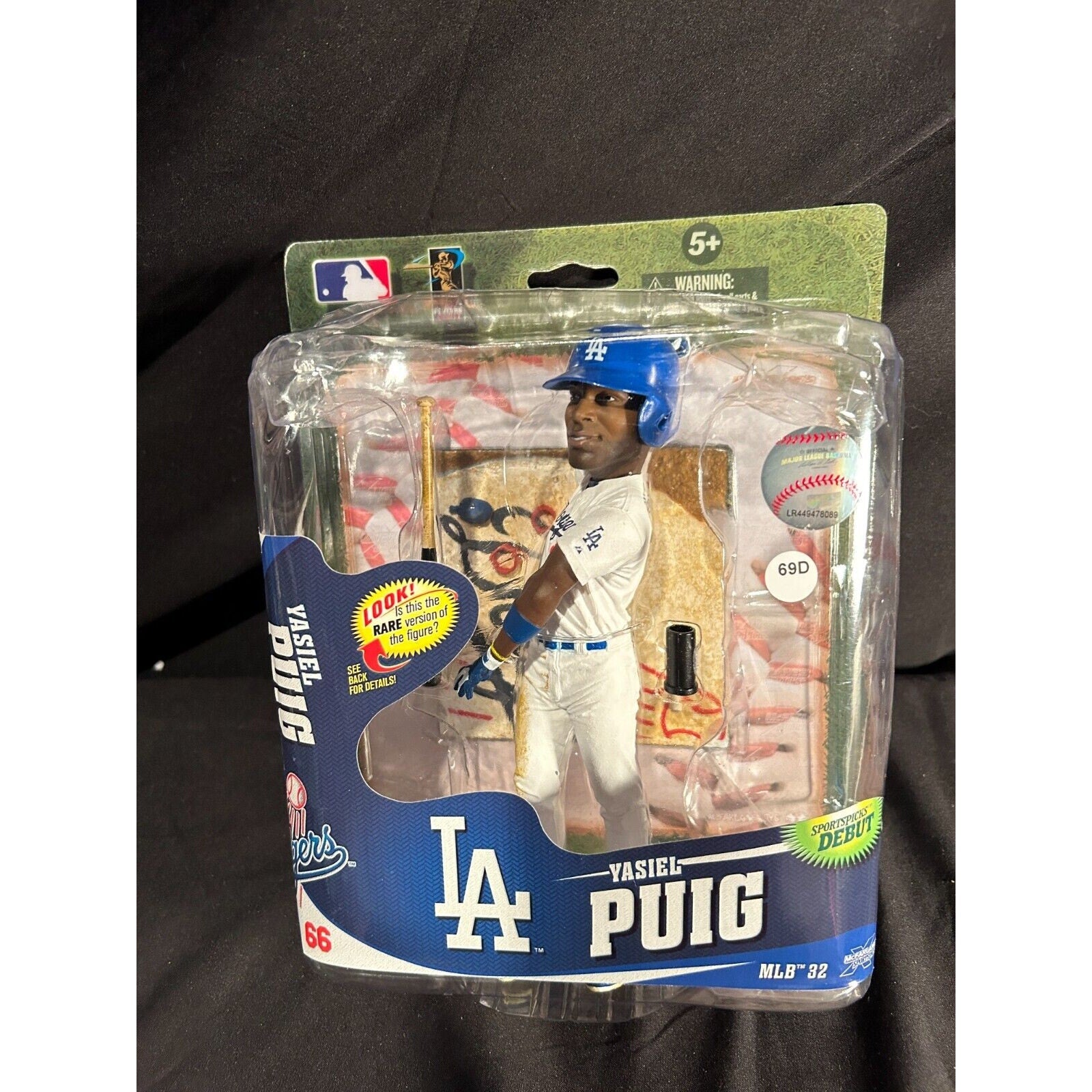 McFarlane Yasiel Puig Los Angeles Dodgers MLB Big Head series 32 (rookie piece)