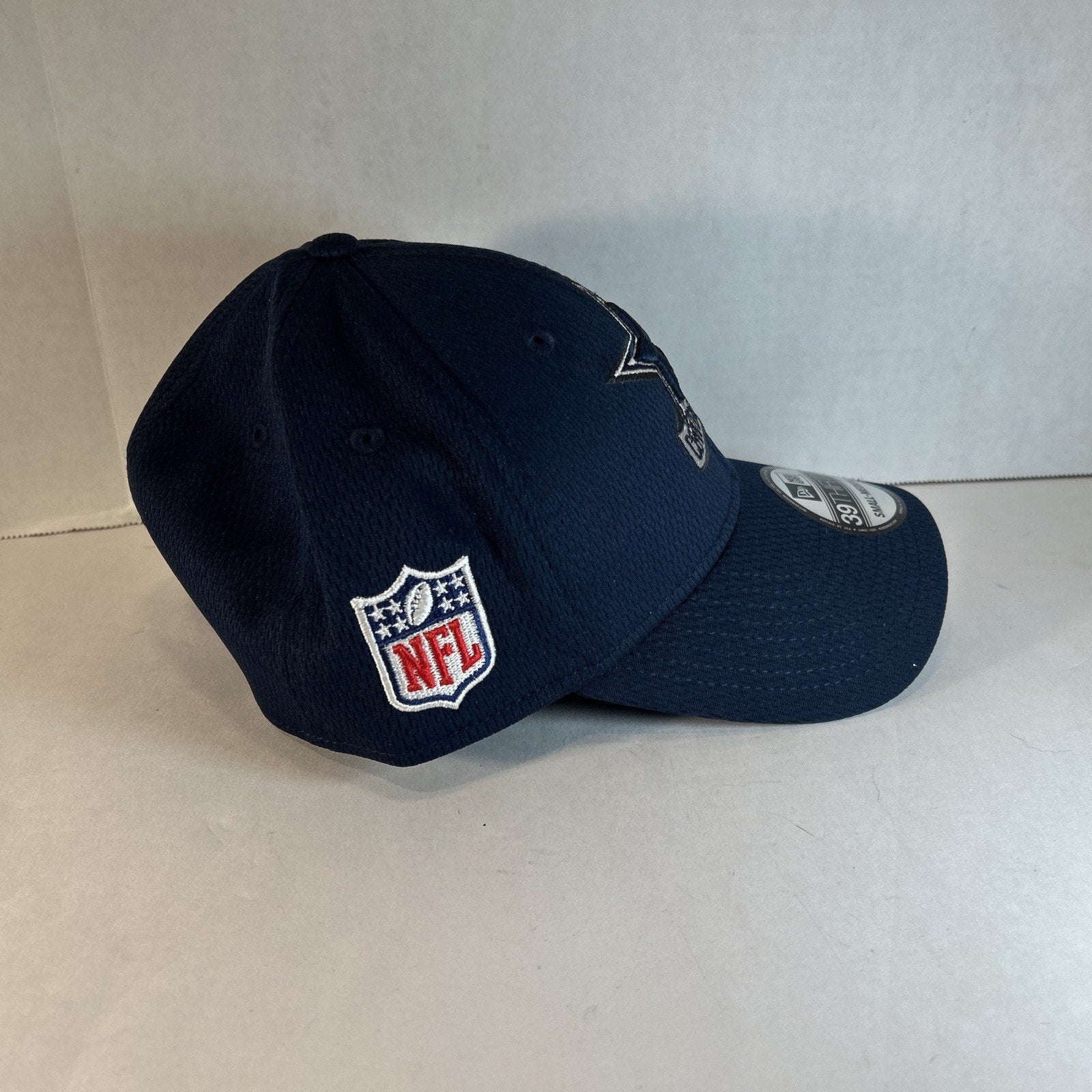 Dallas Cowboys New Era 39Thirty Small/Medium Navy Blue Hat