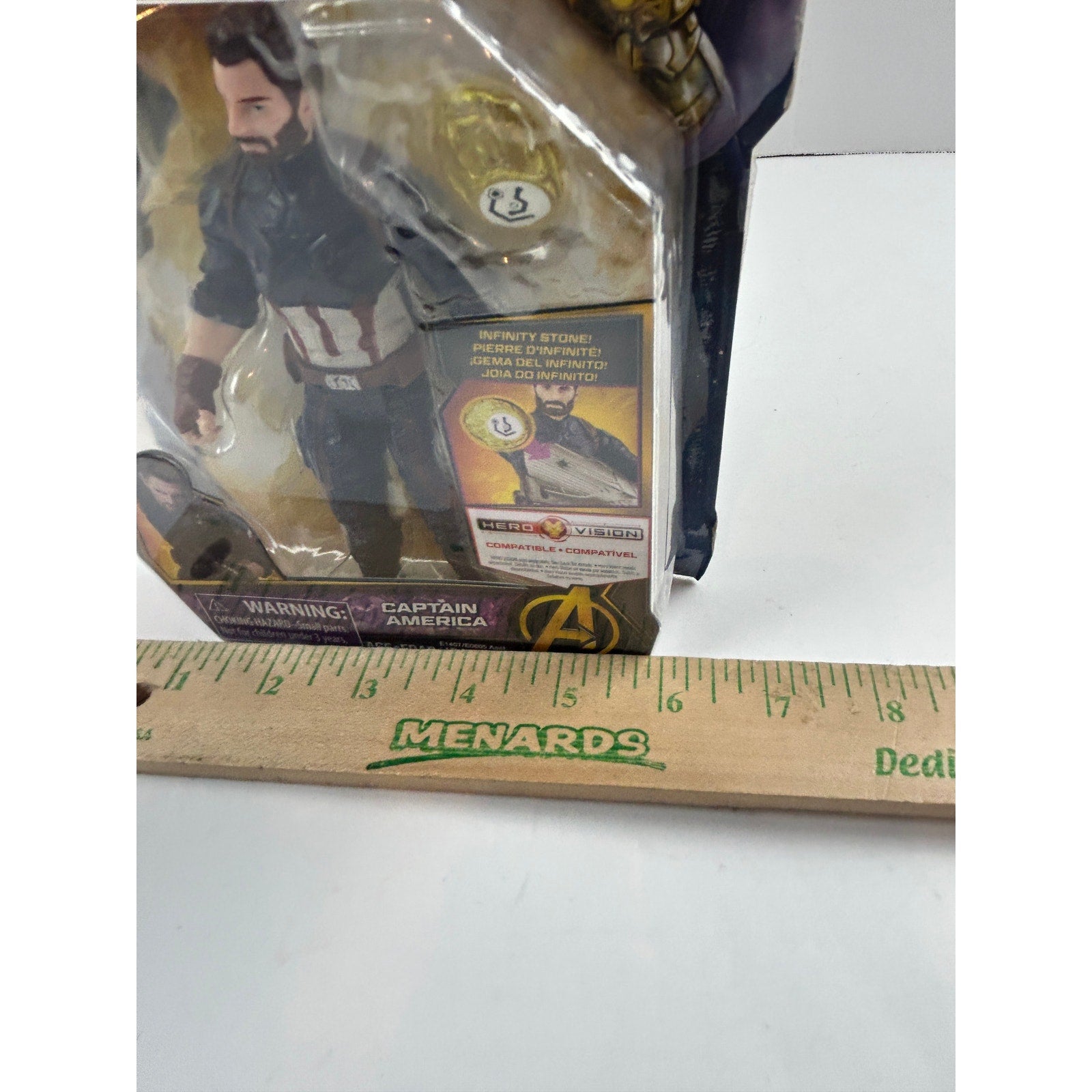 Marvel Avengers: Infinity War Captain America w/ Infinity Stone – Sealed New