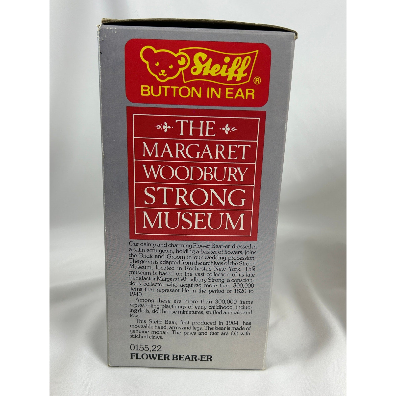Steiff Flower Bearer 0155 22 Strong Museum Bear w Box Vintage Mohair