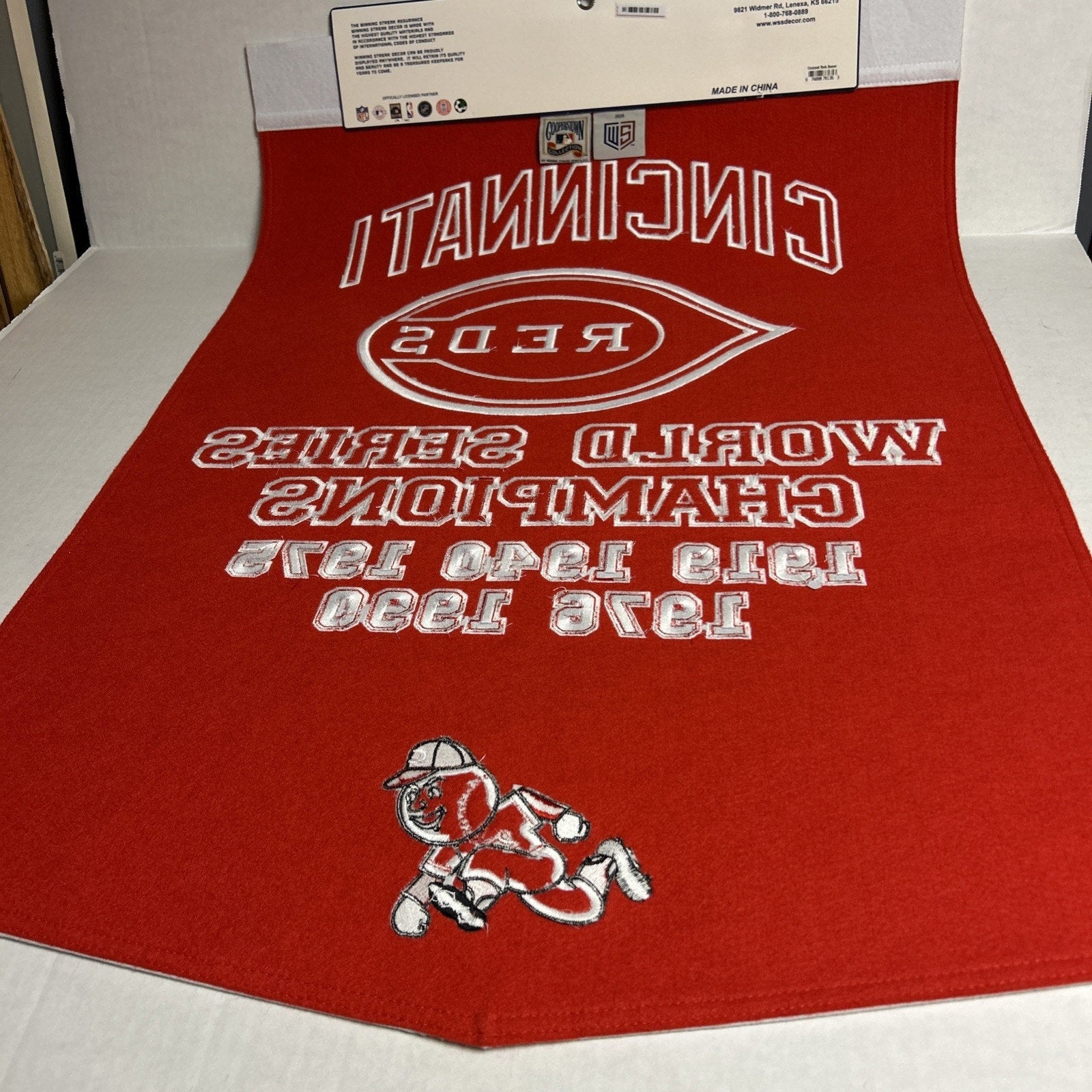 Cincinnati Reds Wool Blend MLB Champions Banner, 24" x 36"