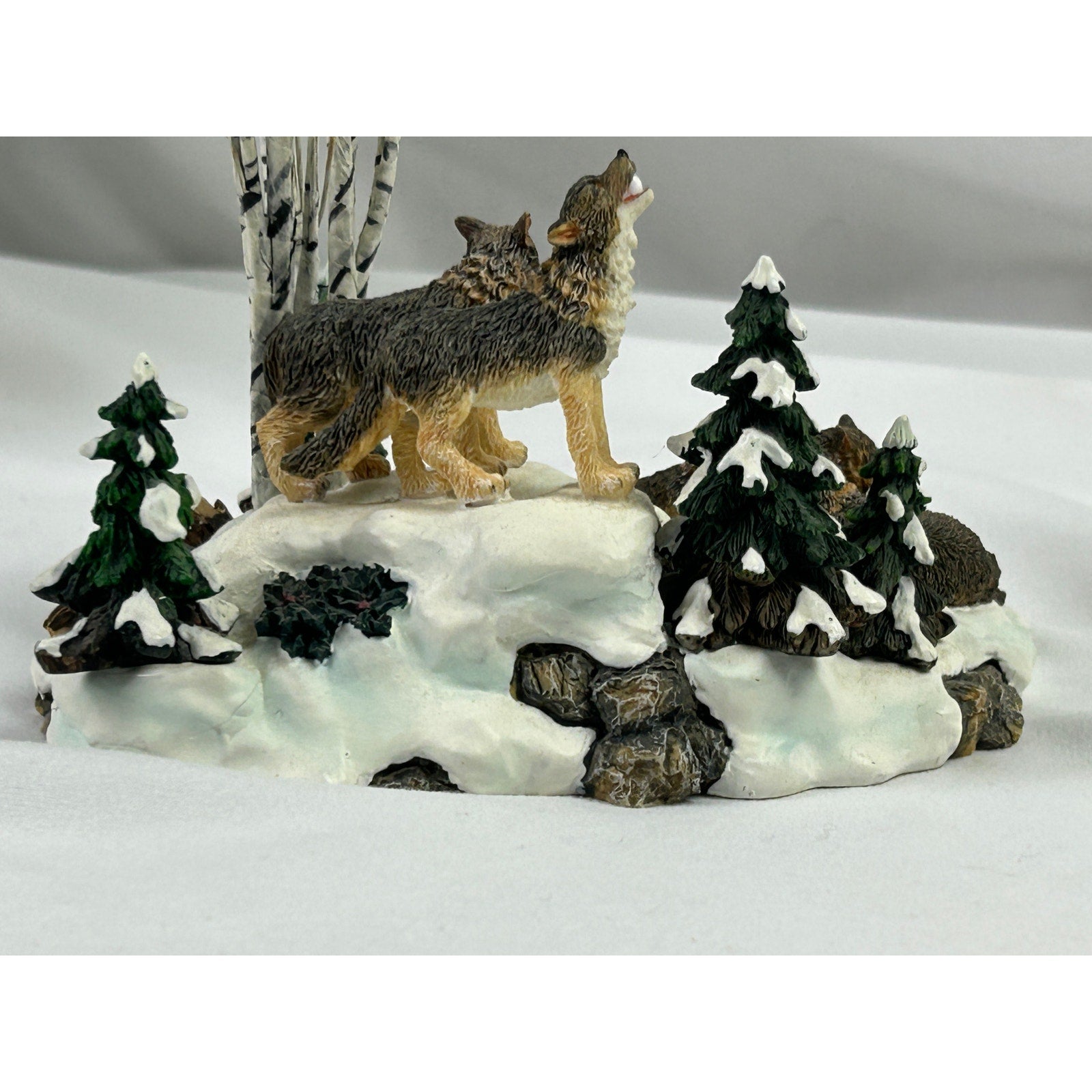 Department 56 Wolves In The Woods Village Accessory 52765 w Box