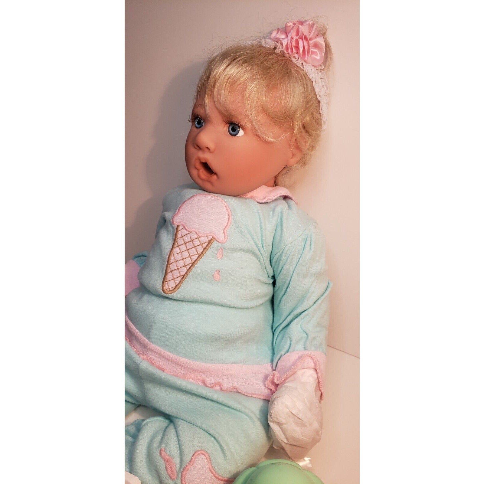 Lee Middleton First Born Awake Girl Doll #939/2000 Soft & Sweet COA 1997 18" NIB