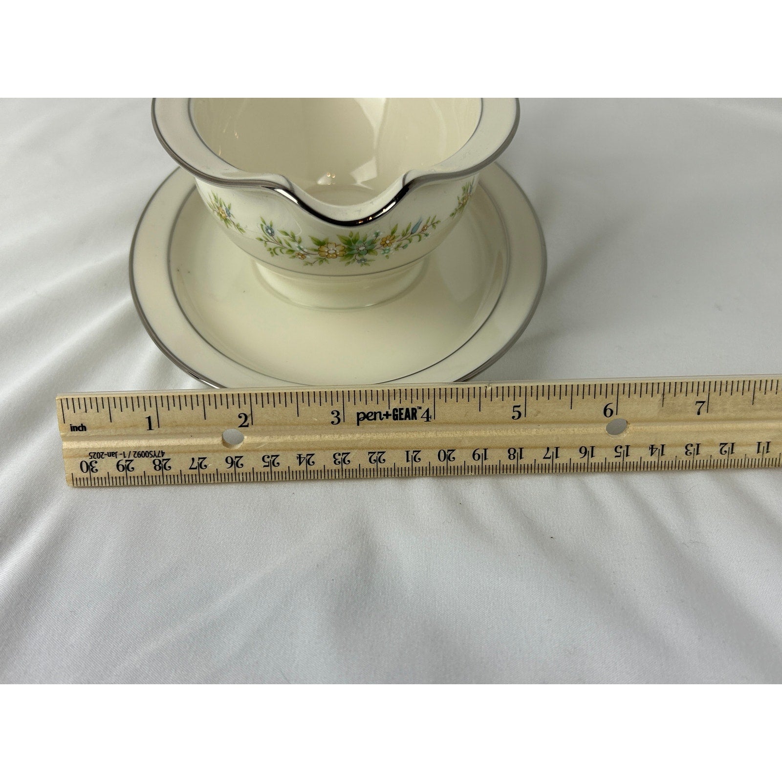 Noritake Christina 7056 Gravy Boat with Attached Underplate Ivory China