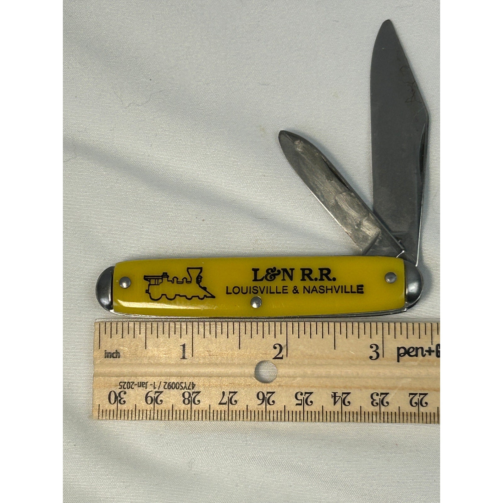 Vintage L&N Railroad Advertising Pocket Knife Louisville Nashville Train