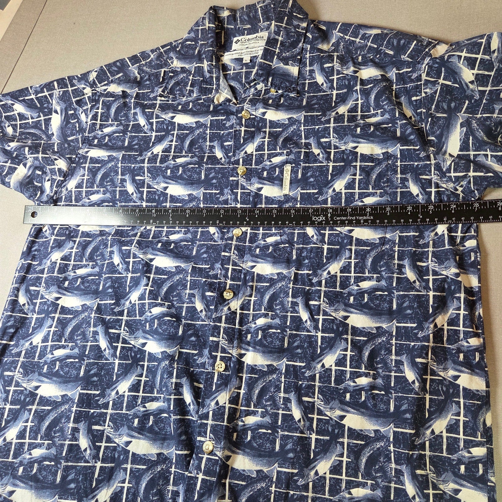Columbia Fish Print Short Sleeve Button Down Shirt Size L Cotton
