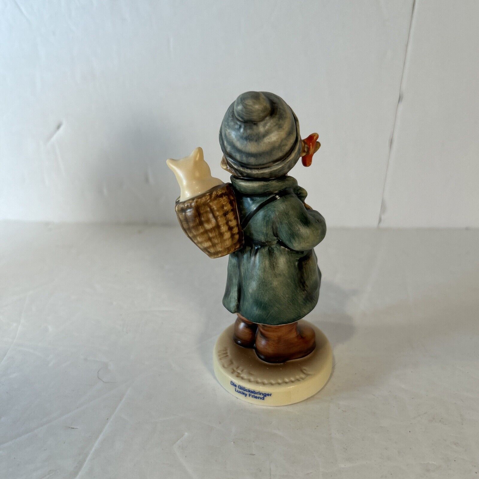 MI Hummel Heart of Hummel Set of 4 LE Figurines + Tin COA #0697/5000