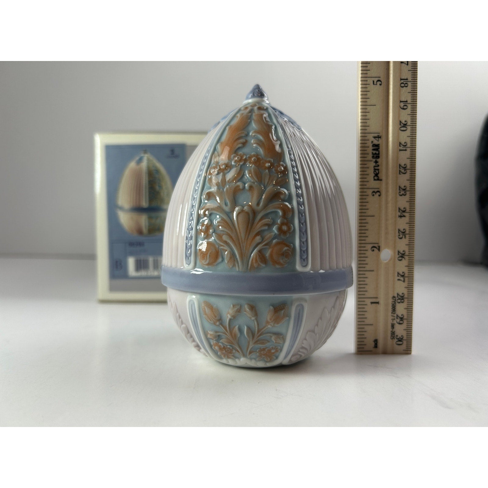 Lladró 06294 Fall Egg Porcelain Four Seasons Surprise Retired 2001 w/ Box