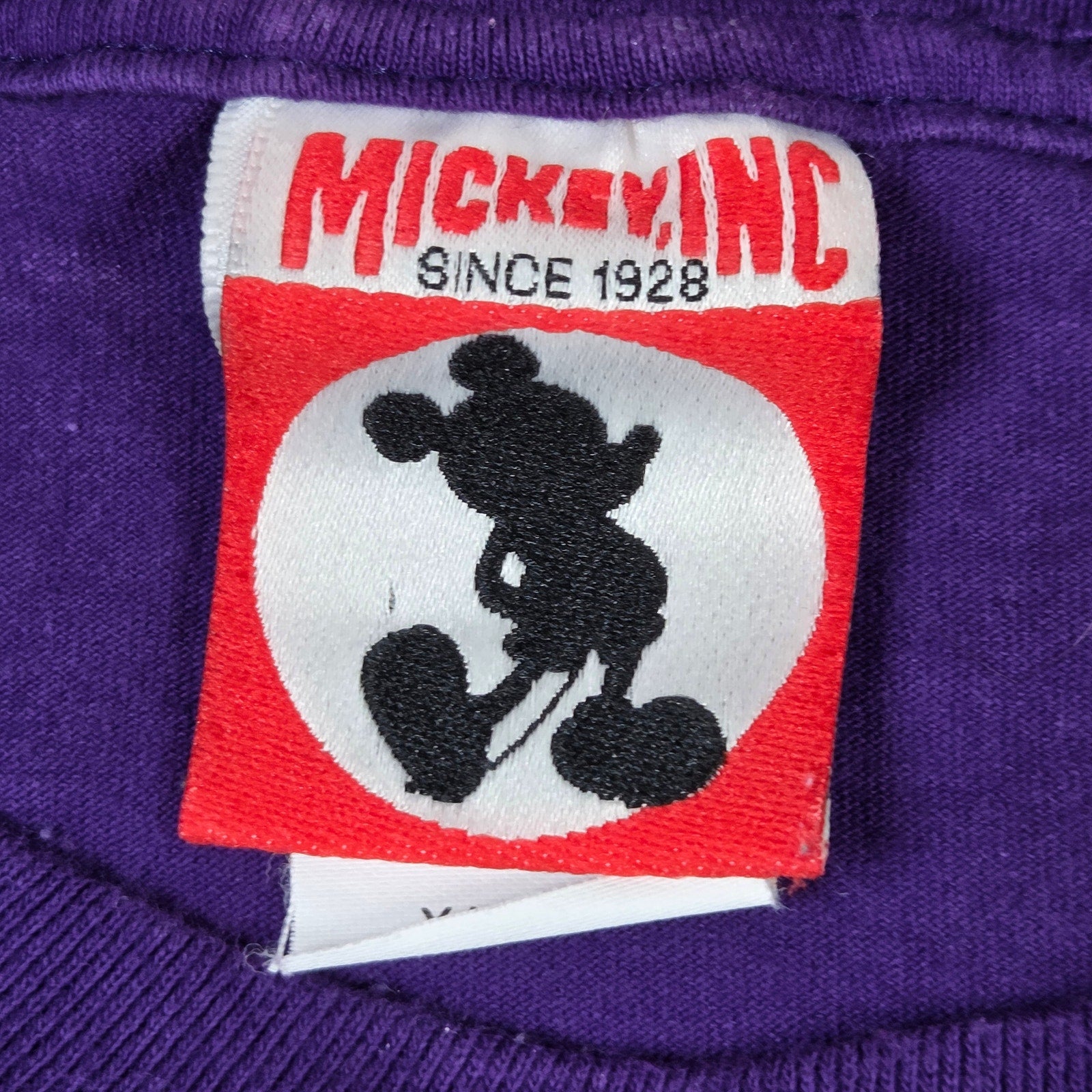 Vintage Walt Disney World Goofy Purple USA Made Mickey Inc T Shirt XL 90s