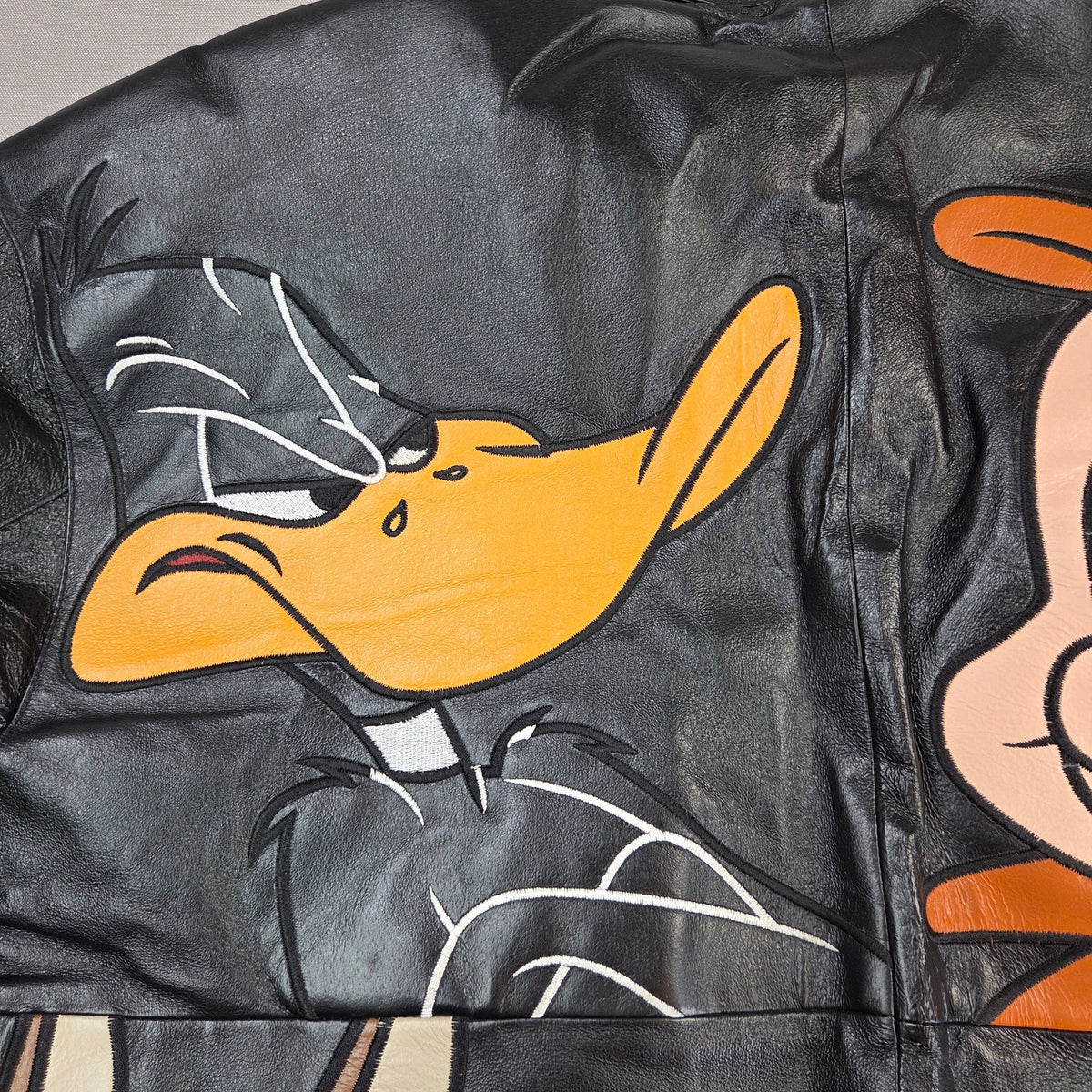 Vintage 1998 Looney Tunes Collection Leather Jacket Urban Gear XL Warner Bros