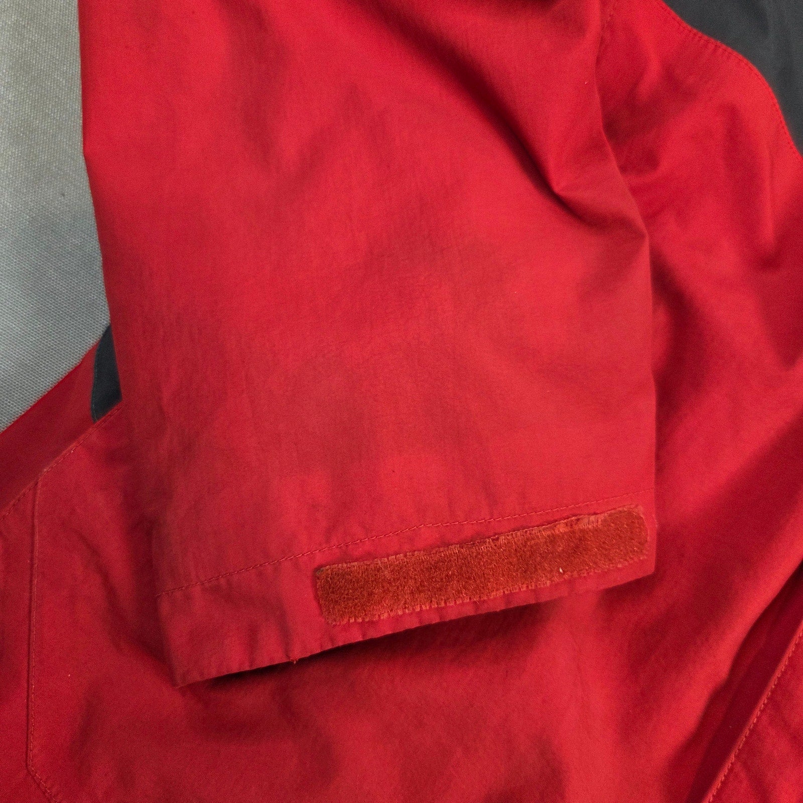 The North Face 3-in-1 Triclimate HyVent Men’s L Jacket — Missing Hood / Wear