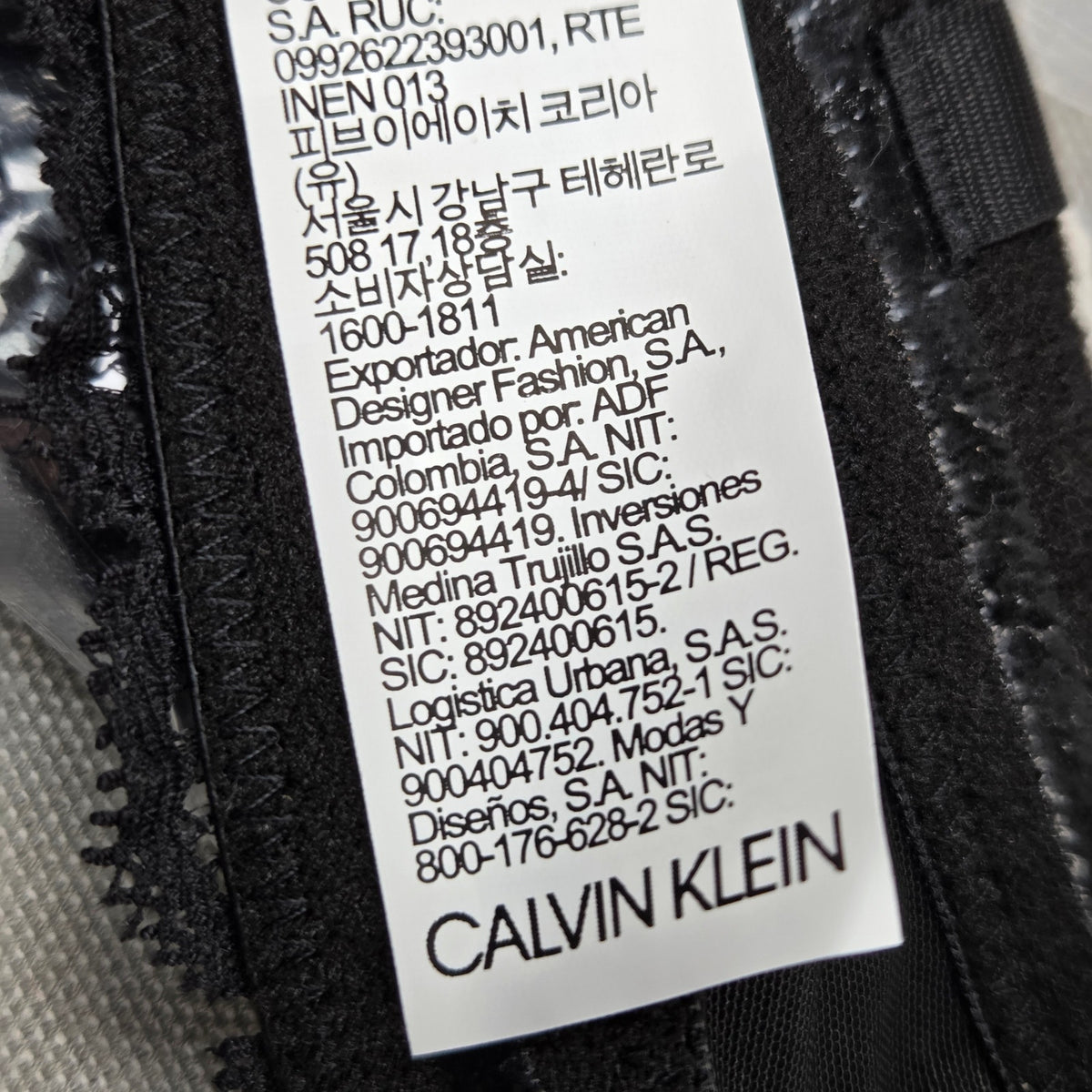 Calvin Klein Seductive Comfort Strapless Multiway Bra 36C Black QF1437 NWT