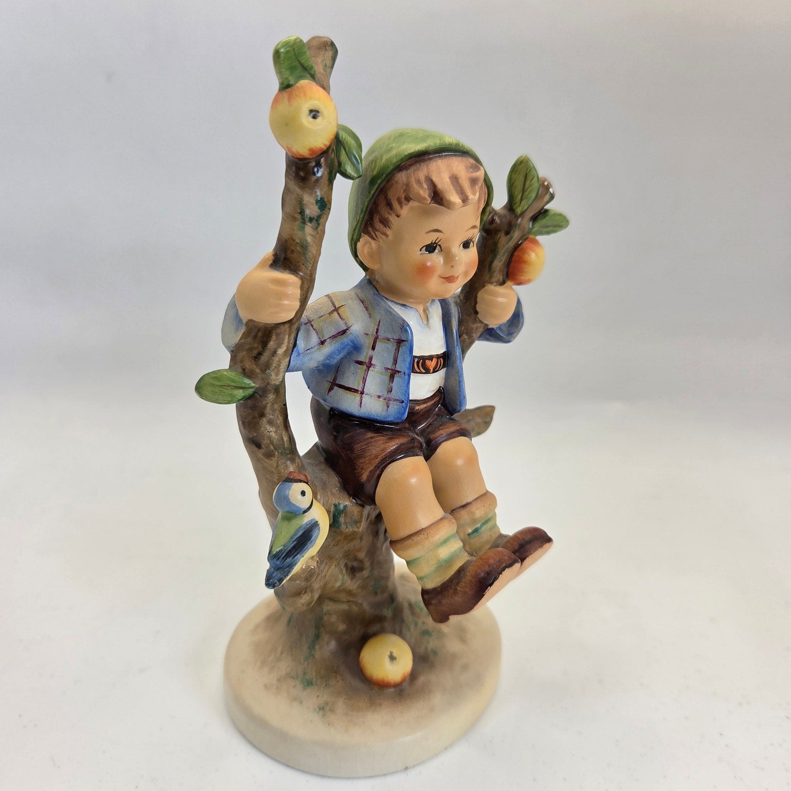 Goebel Hummel Apple Tree Boy 142/1 TMK5 West Germany Figurine 5.75" Tall