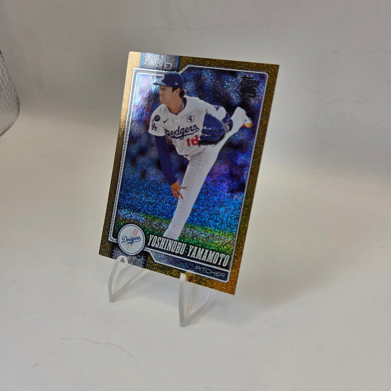 2026 Topps Series 1 Yoshinobu Yamamoto Gold Shimmer 75th Anniversary /50