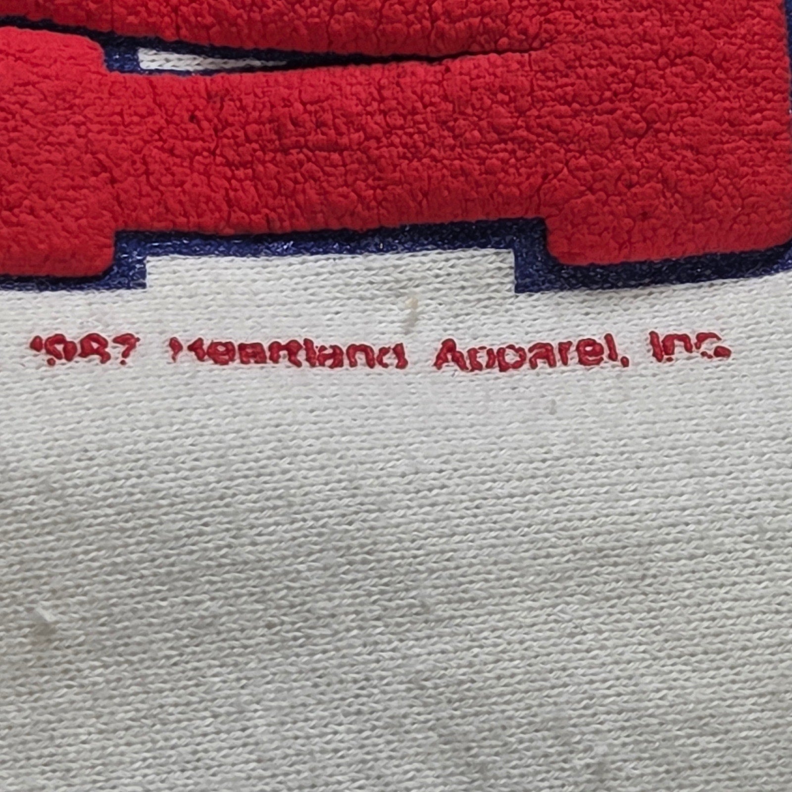 Fruit of the Loom Vintage 1987 Minnesota Team Sweatshirt USA Mens L White