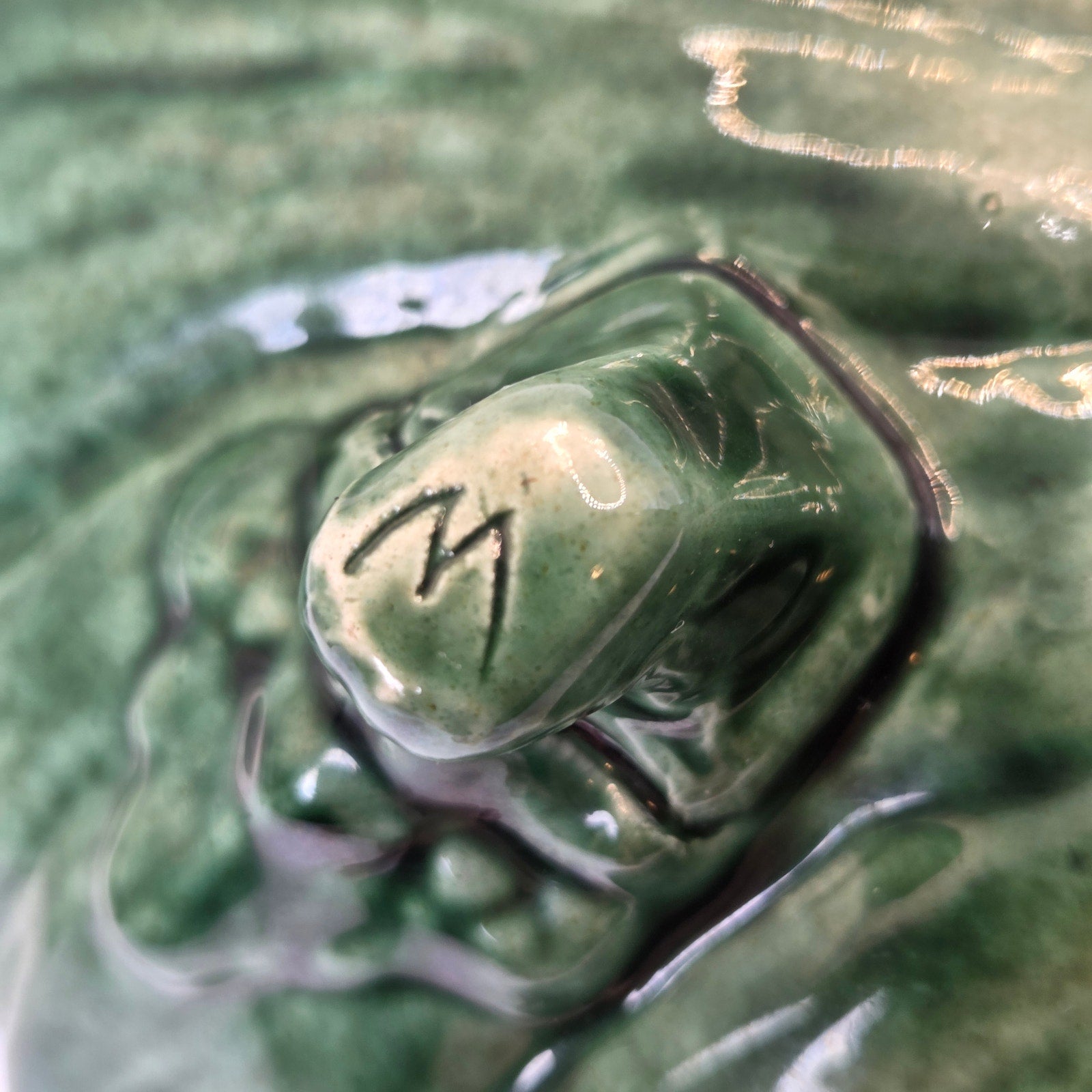 Vintage 1959 Green Glazed Shell Form Footed Art Pottery Dish Centerpiece 11in