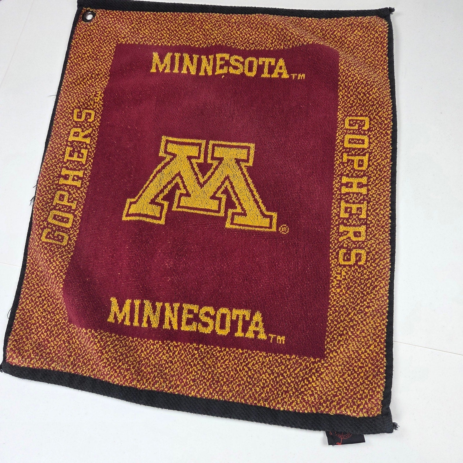 University Minnesota Golden Gophers Fan Lot Towels Pins Lanyard Koozie More