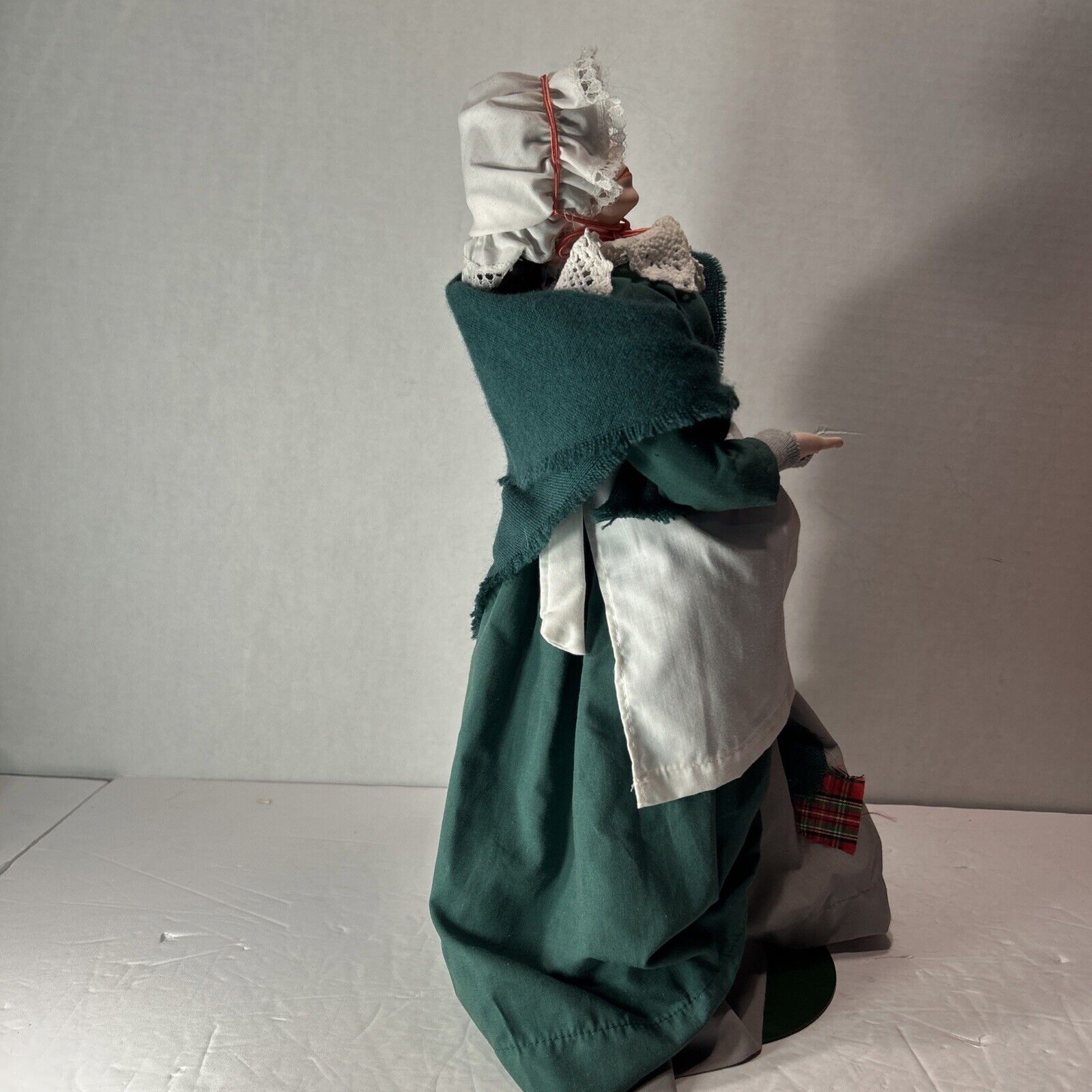 Dept 56 A Christmas Carol Porcelain Doll Set of 4 1987 Scrooge Cratchit Tim
