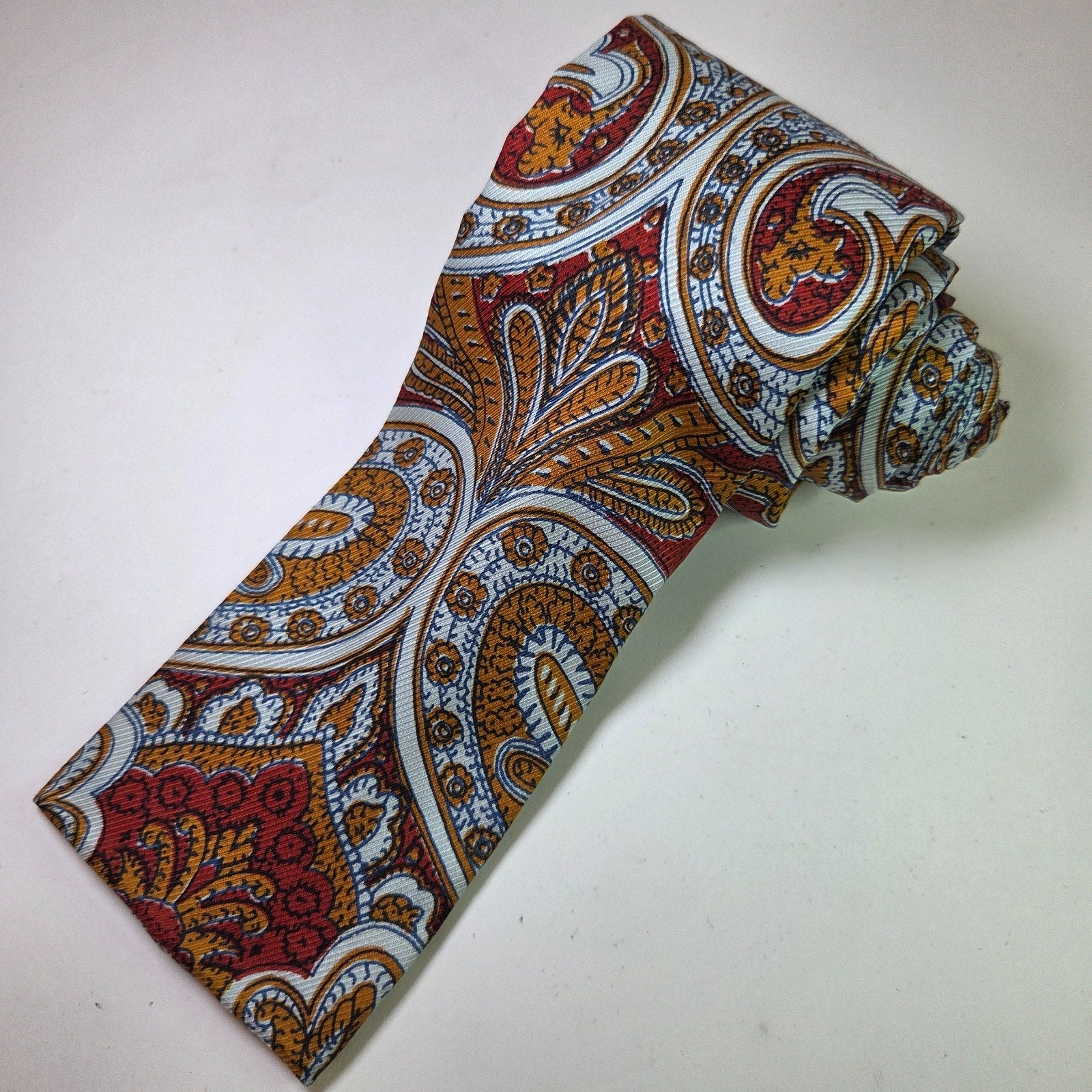 Vintage Rooster Flat Tip Tie Paisley Red Gold White Hand Printed USA 3.25"