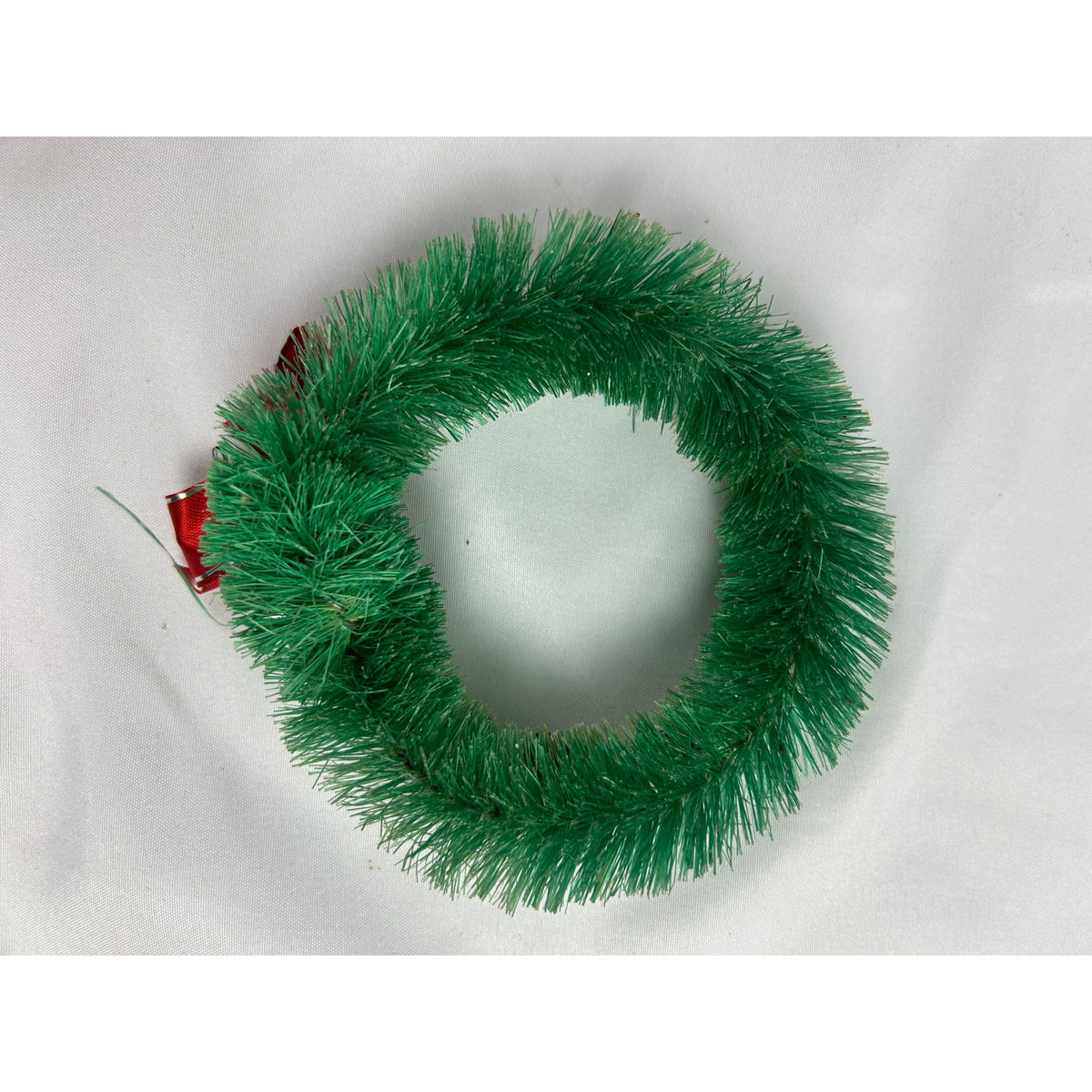 Vintage 1950s Japan Bottle Brush Christmas Wreath Mercury Glass Beads Foil Bow