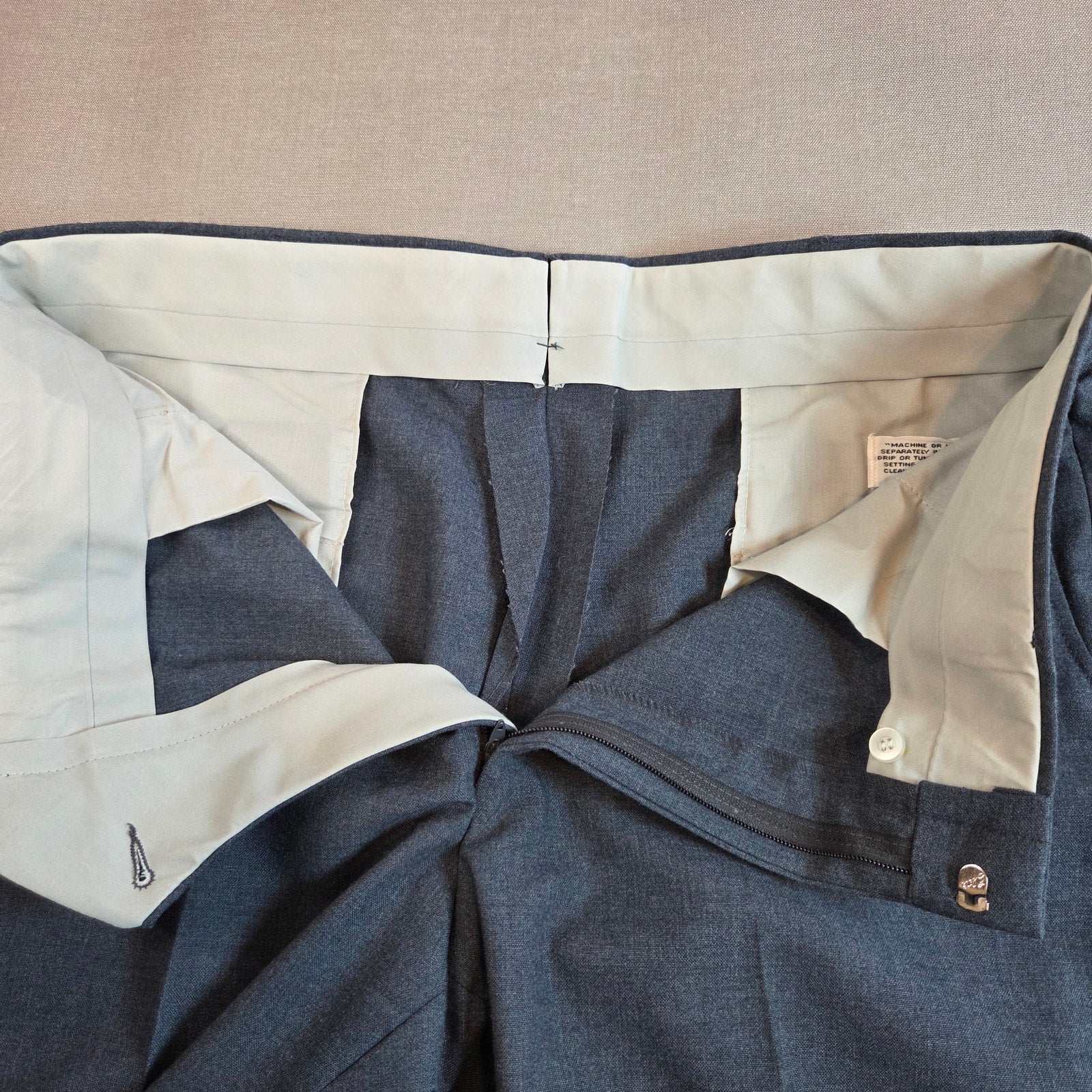 Vintage USA Made Pleated Dress Pants Gray Slacks 38x27 Classic Fit