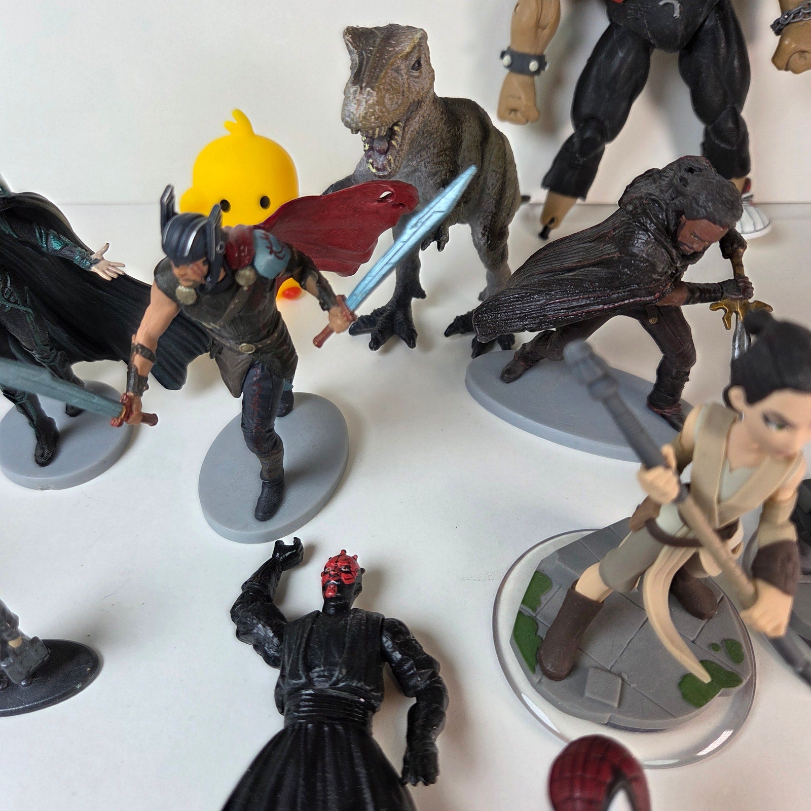 Mixed Action Figure Lot Marvel DC Star Wars TMNT Harry Potter Loose Toys