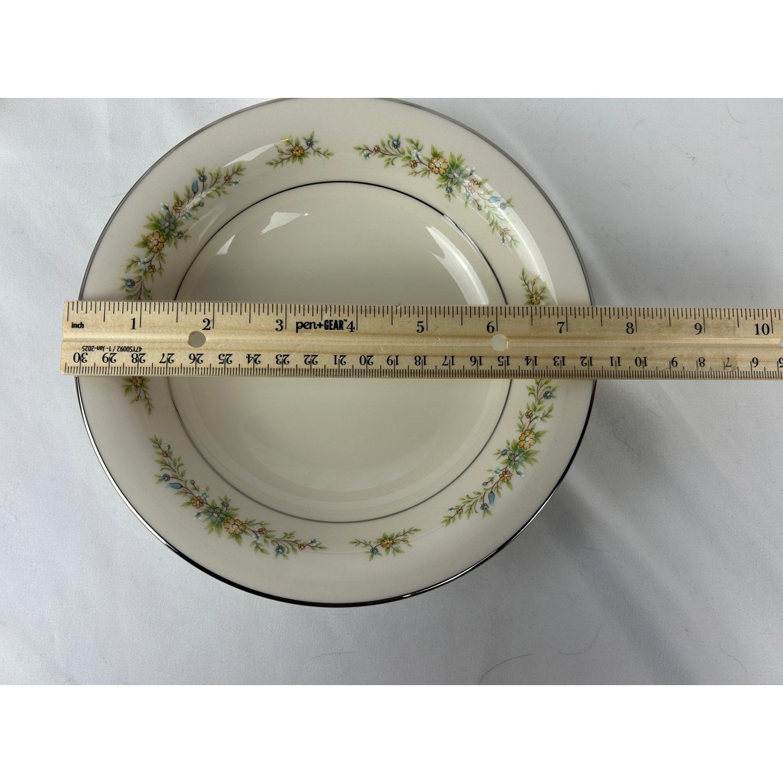 Noritake Christina 7056 7pc Place Setting Ivory China Floral Platinum Japan