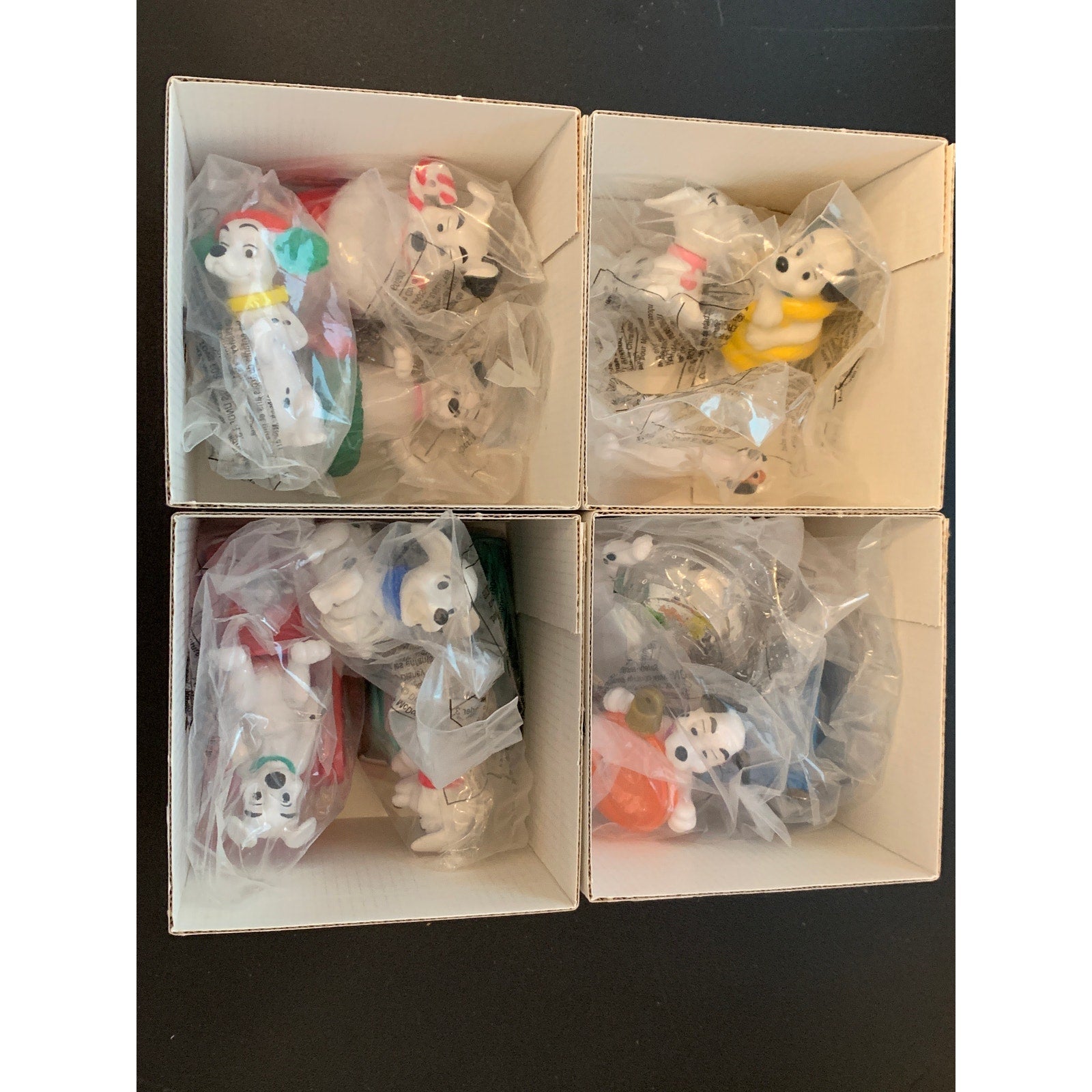 McDonald's Disney 102 Dalmatians Happy Meal Display Case w/ Sealed Toys 2000