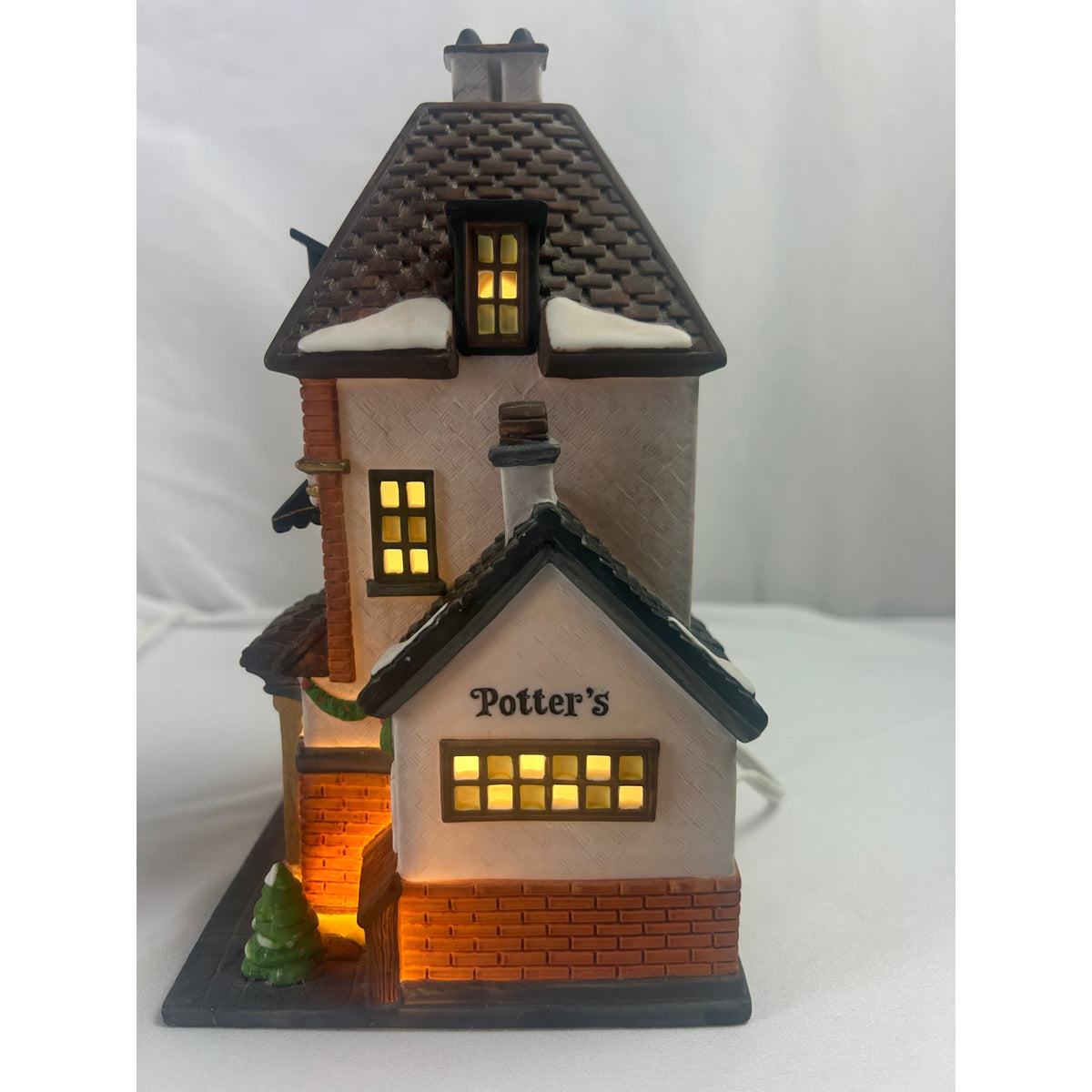 Department 56 Potter's Tea Seller 58808 Christmas In The City 1993 Retired
