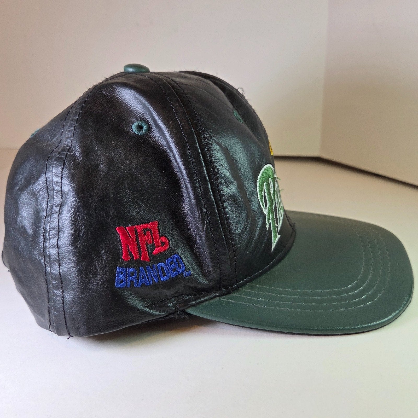 Green Bay Packers Leather Snapback Hat Cap NFL Logo Modern USA Green & Black