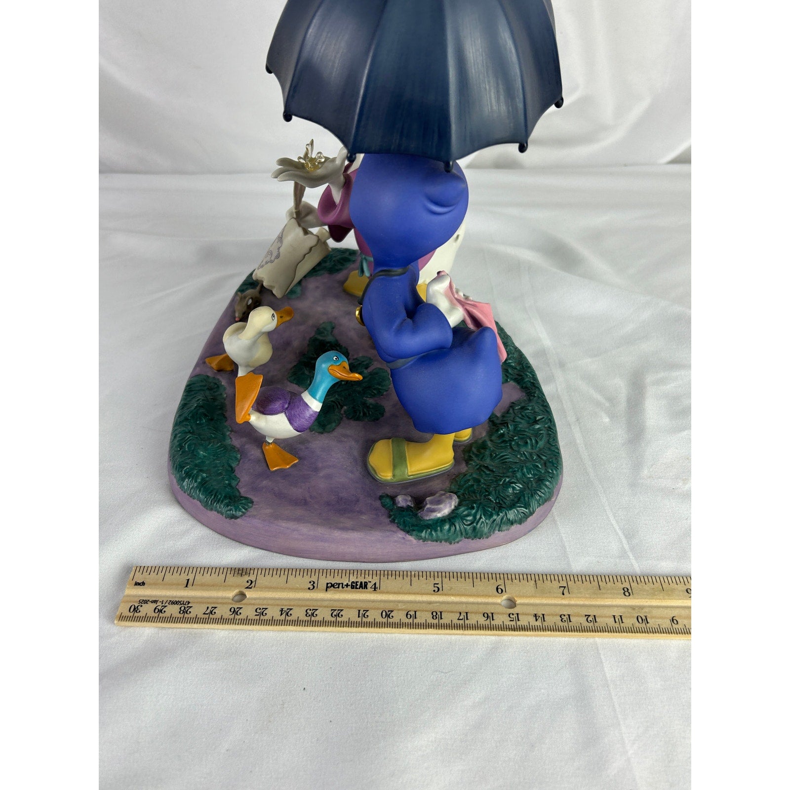WDCC Disney Fantasia 2000 Donald Daisy Rain Scene Figurine Repair